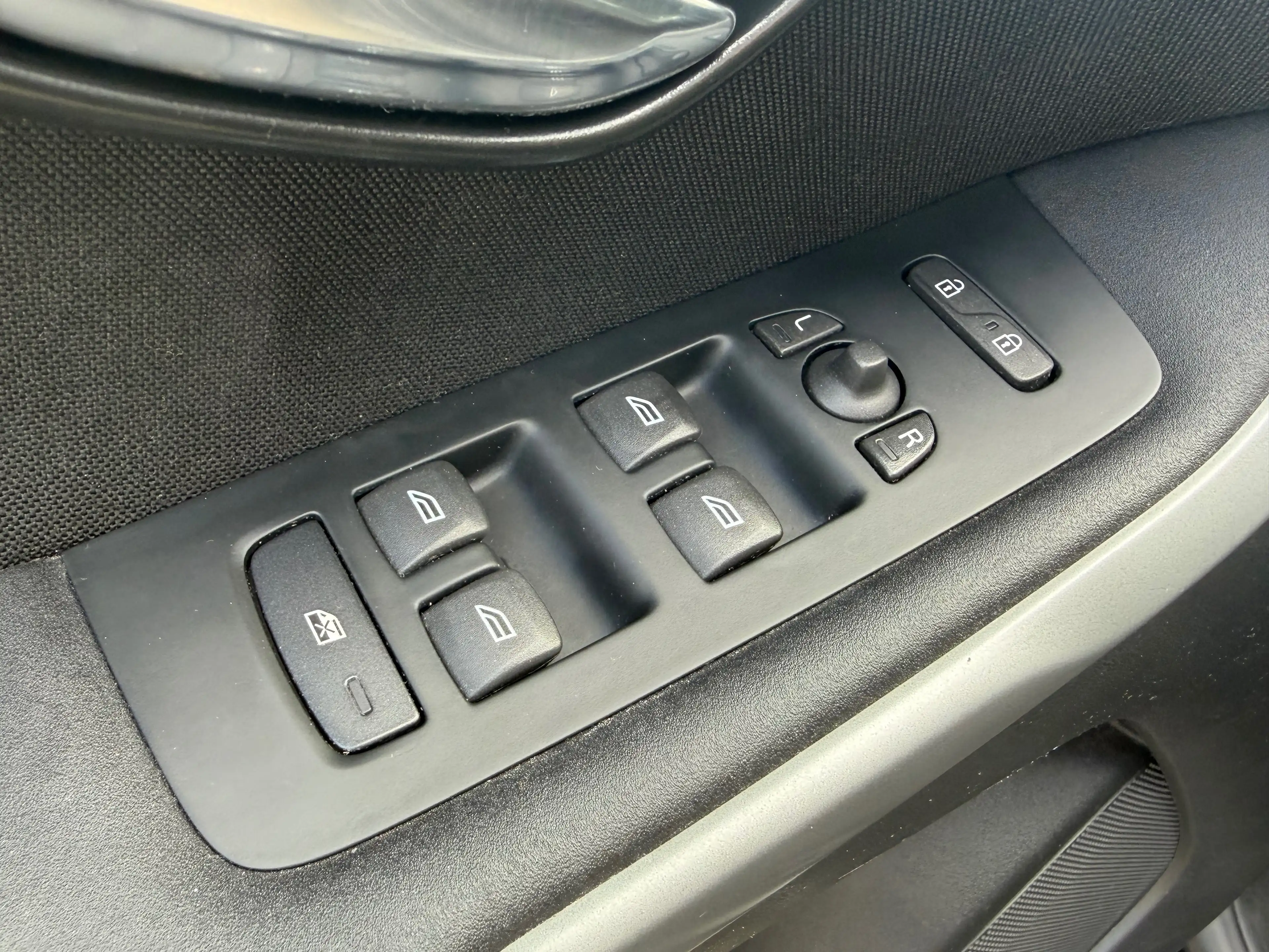 Volvo V40 V40 2.0 T2 Eco Momentum — photo 8