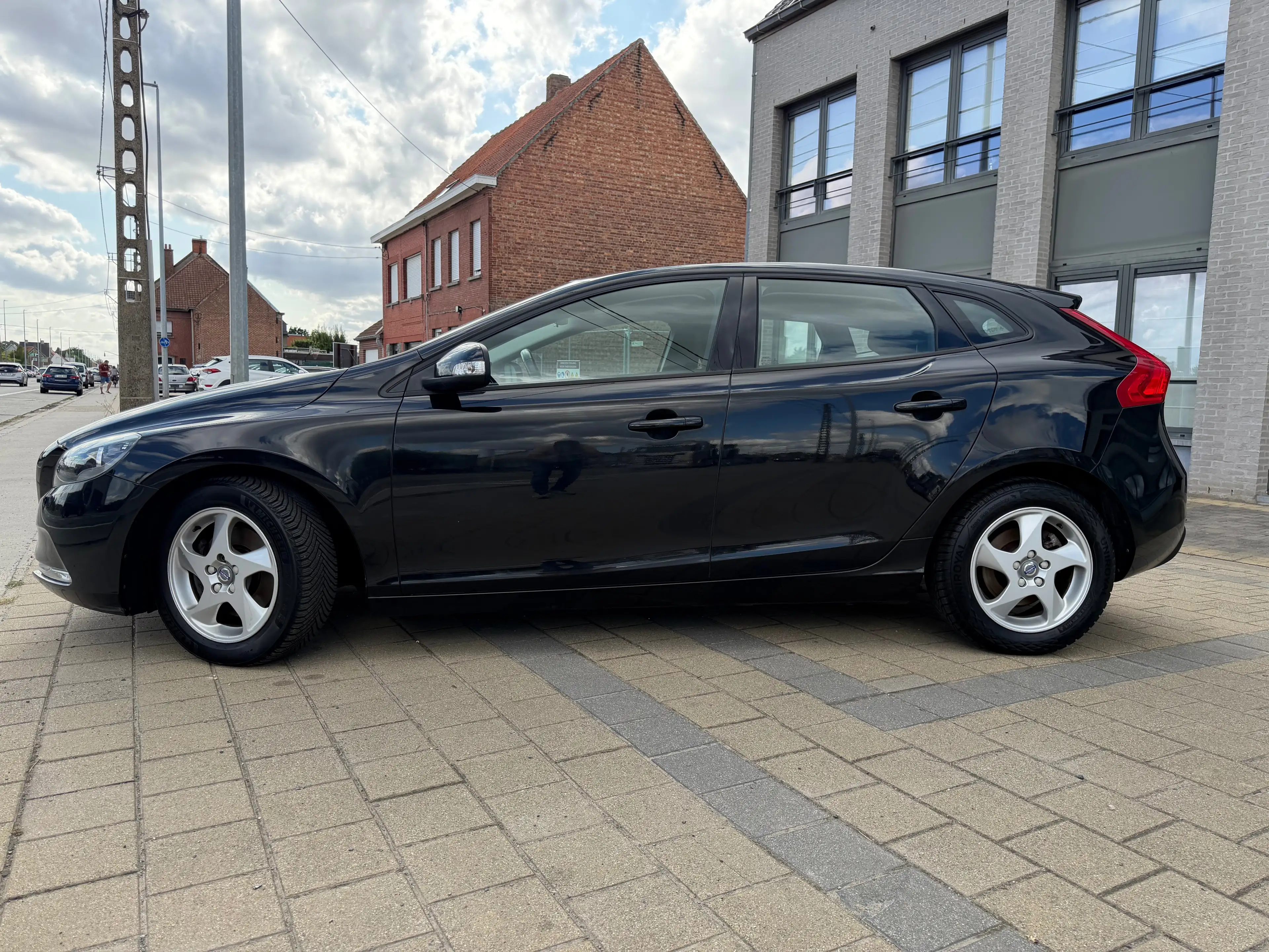 Volvo V40 V40 2.0 T2 Eco Momentum — photo 3