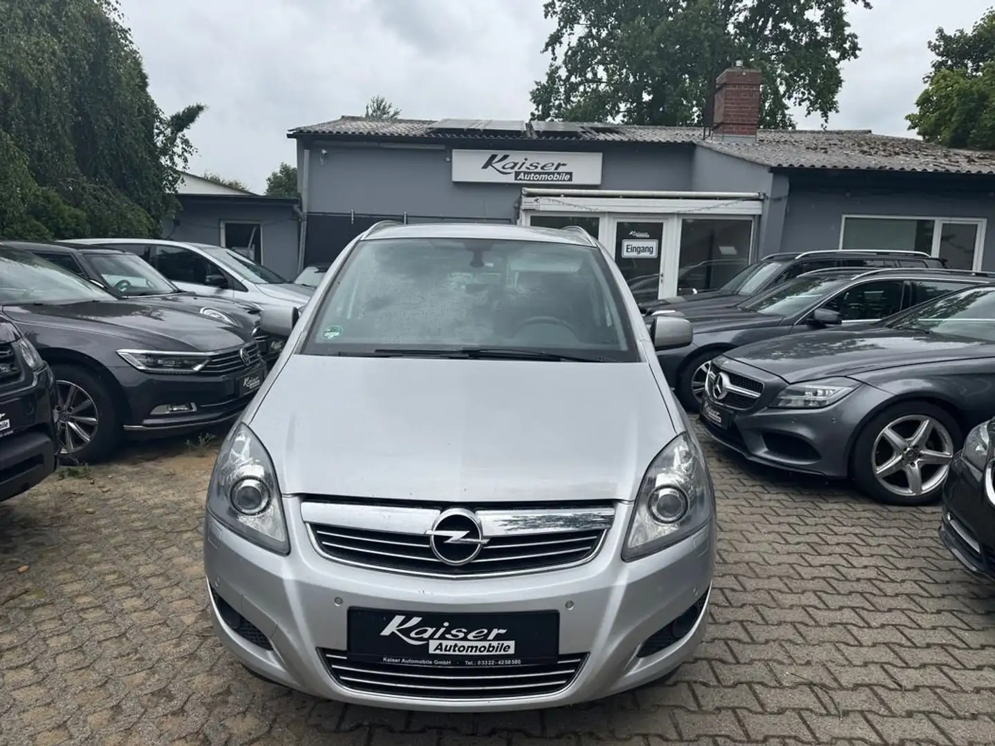 Opel Zafira 1.8 Innovation 7Sitzer-Autom.-Leder-PDC v.h.-Xenon Silber - 2
