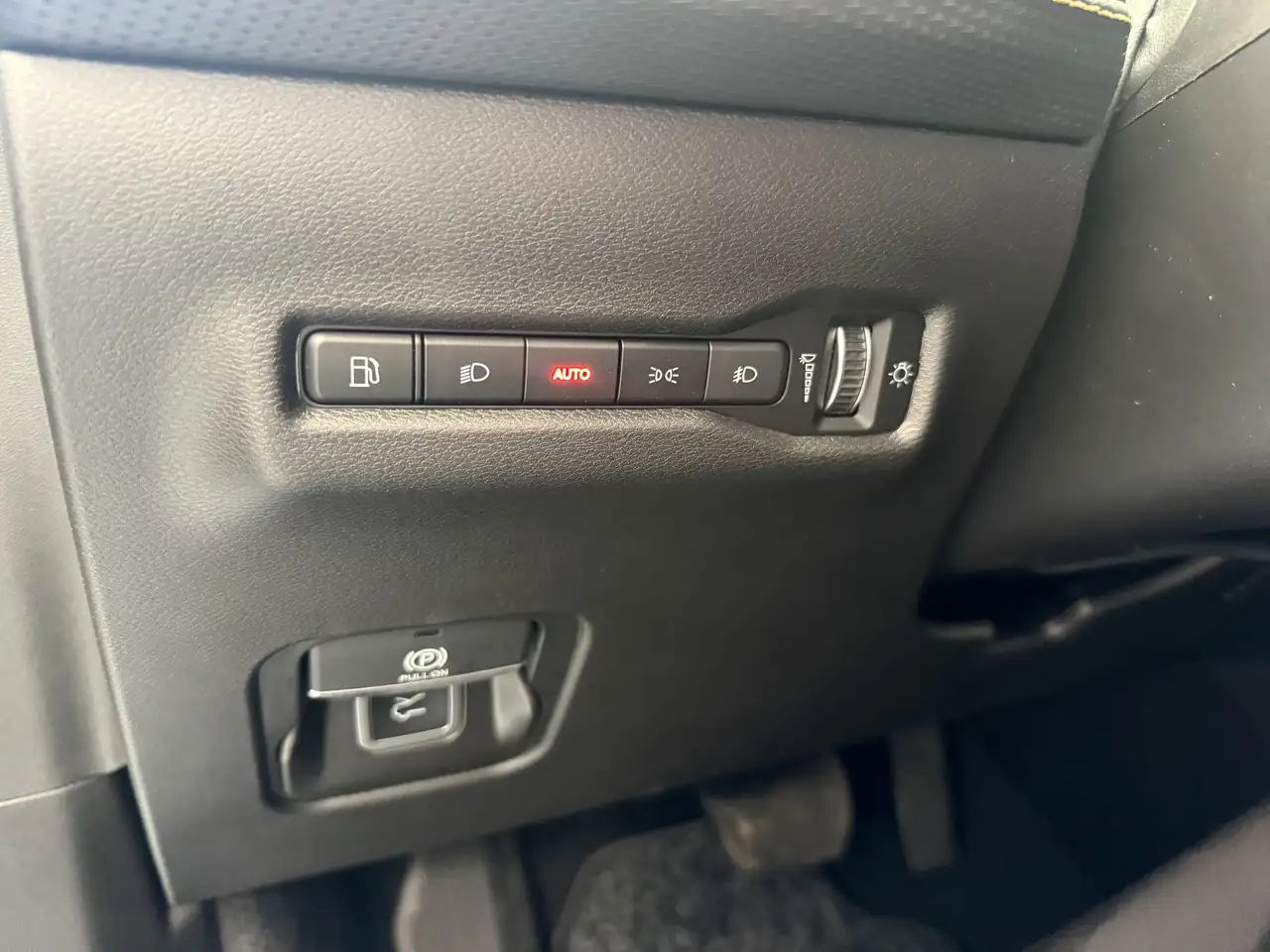 Jeep Cherokee photo Jeep Cherokee