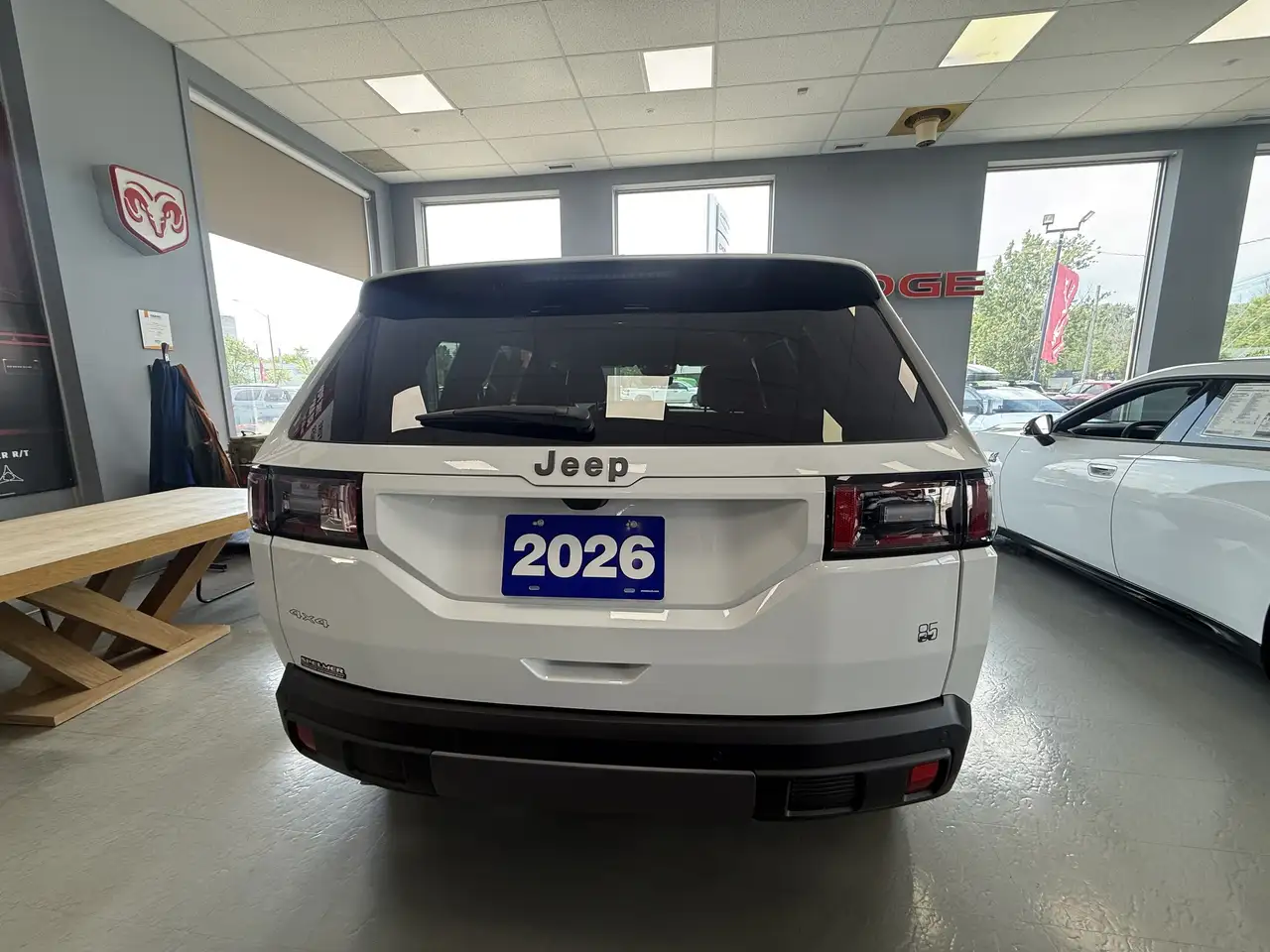 Jeep Cherokee photo Jeep Cherokee