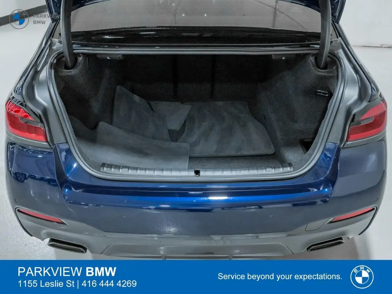 BMW 5 Series снимка BMW 5 Series