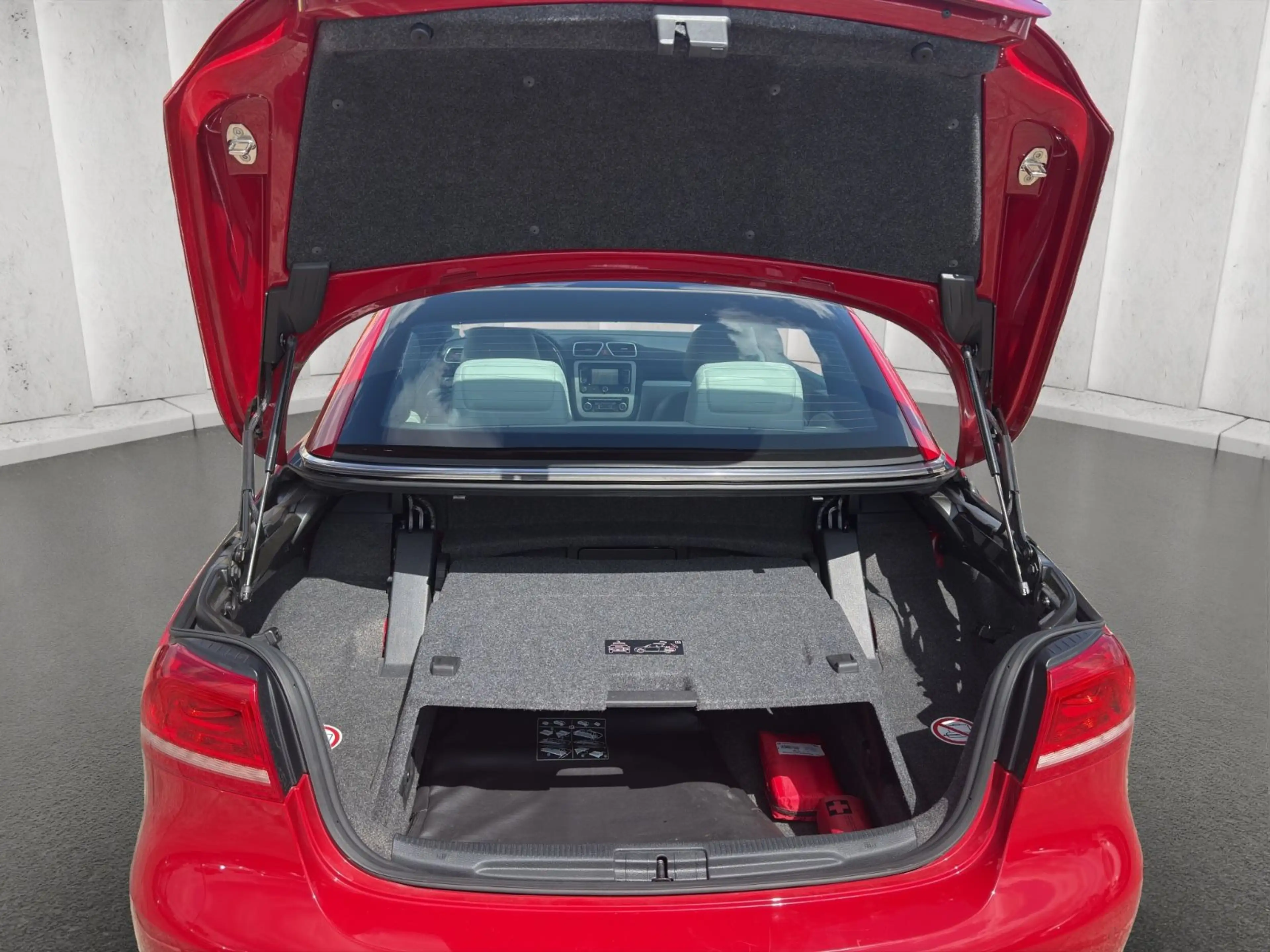 Volkswagen Eos Basis*Navi*Leder*PDC*1.Hand — photo 9