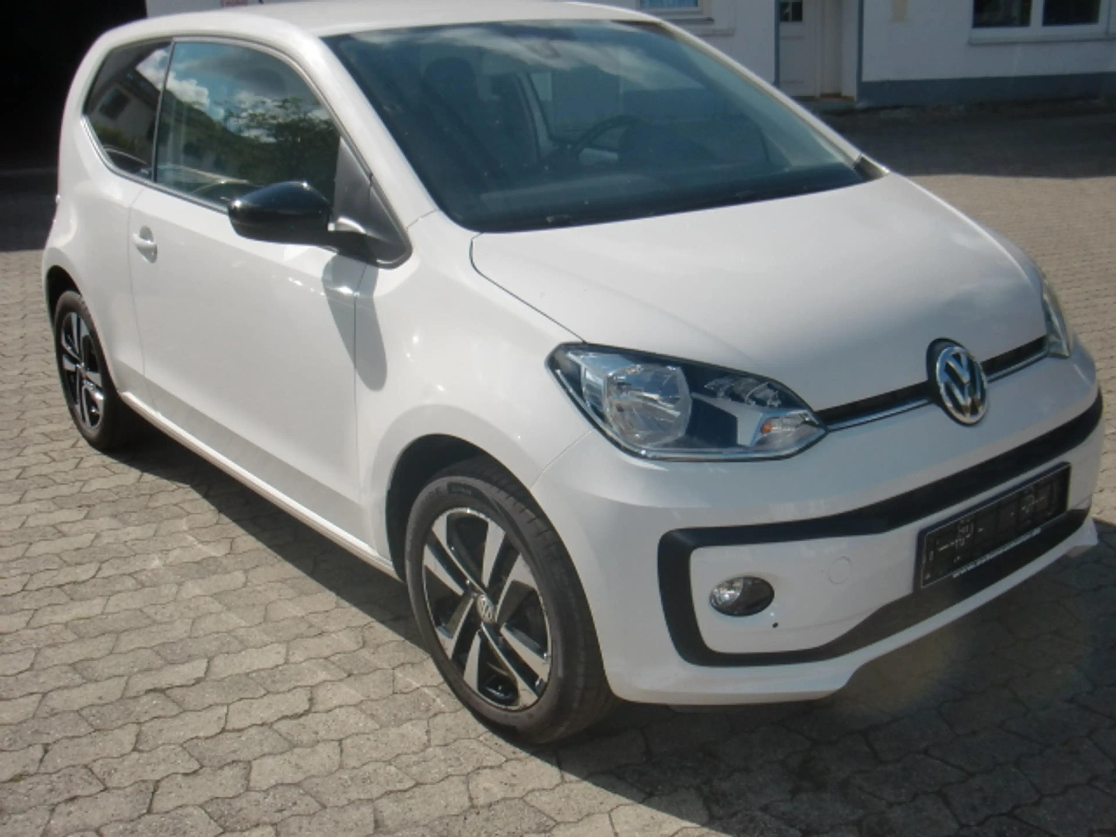 Volkswagen up! IQ DRIVE Start-Stop — photo 2