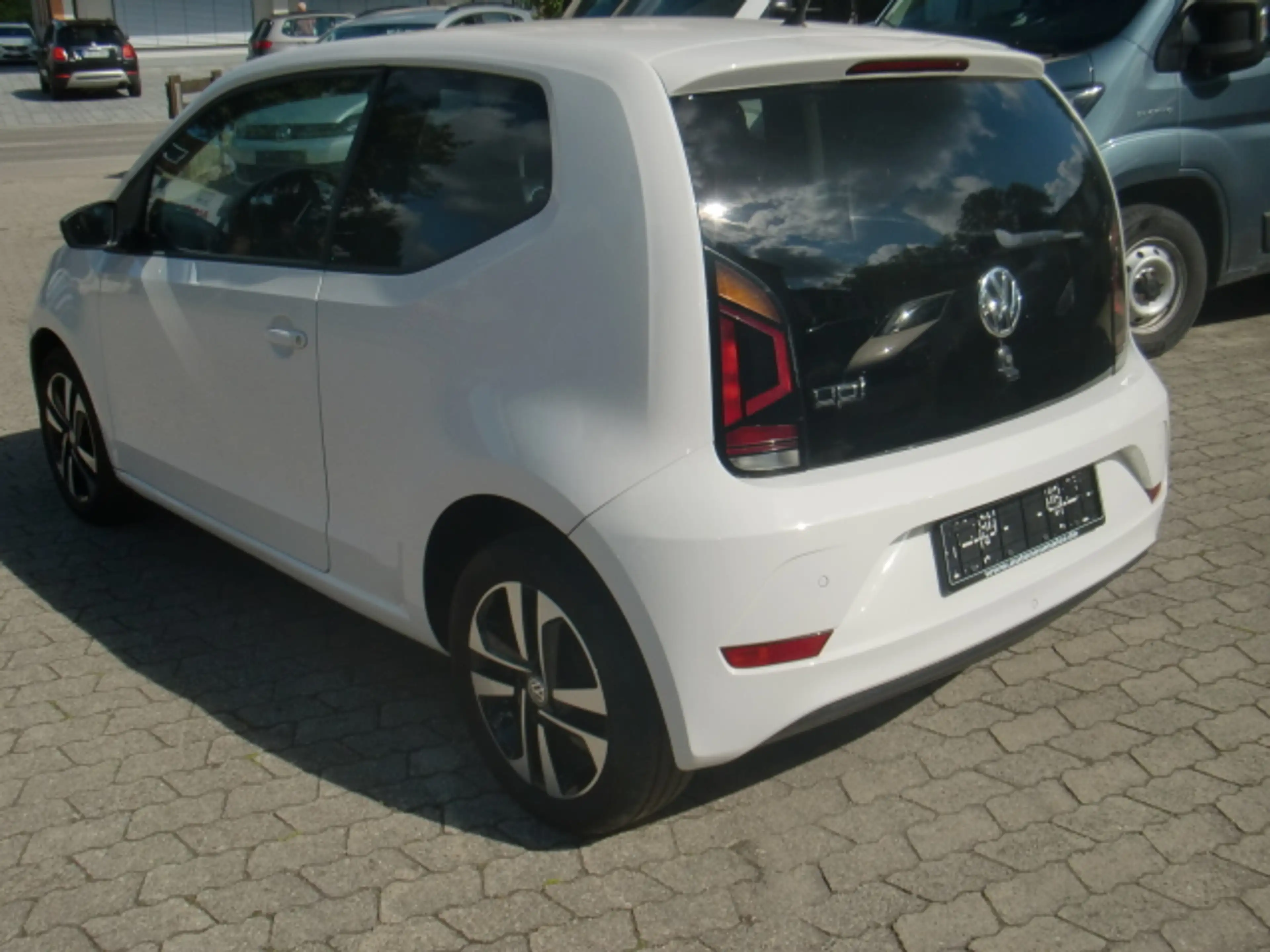 Volkswagen up! IQ DRIVE Start-Stop — photo 4