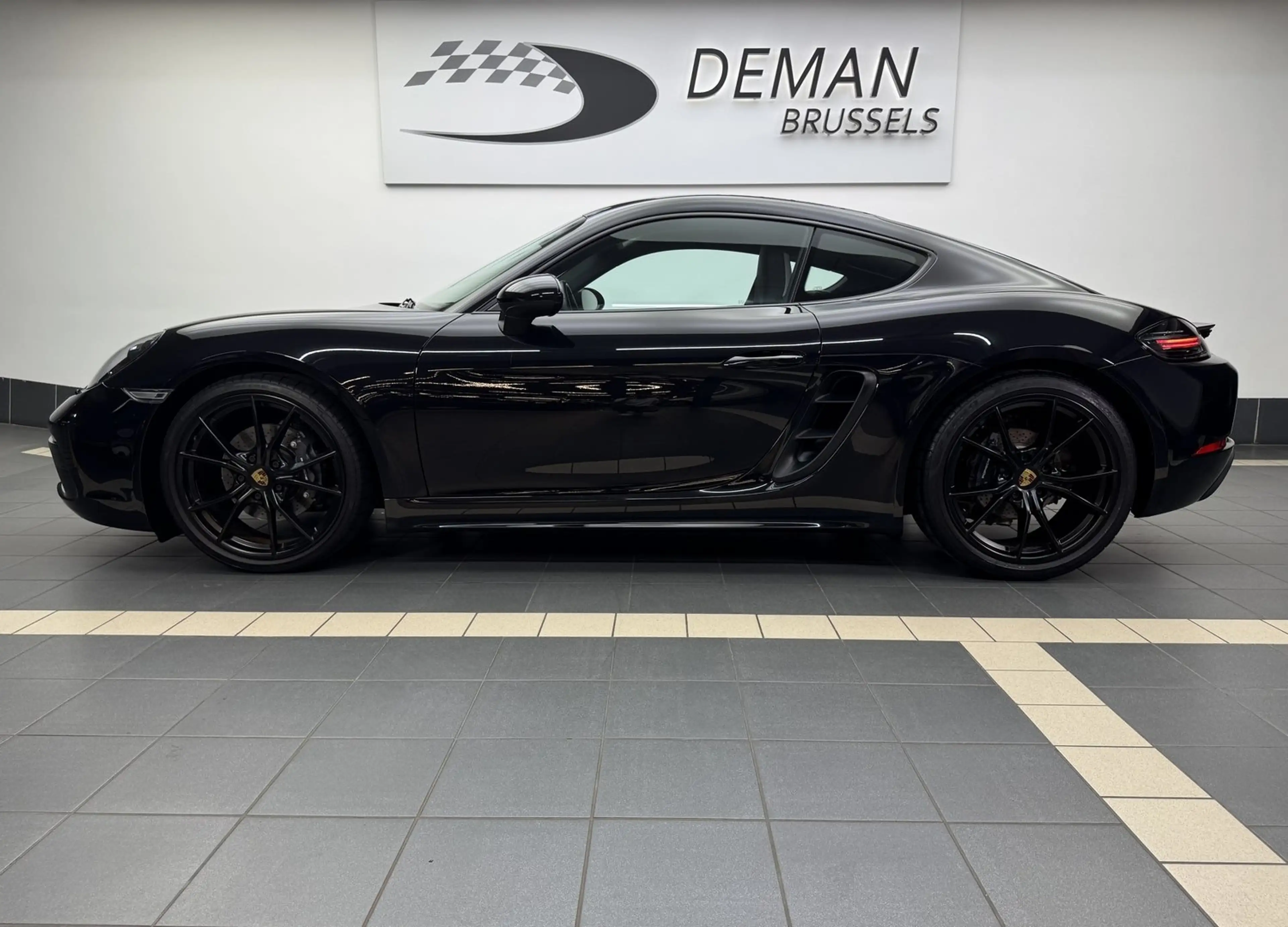Porsche 718 718 Cayman * Pack Carbone * Boîte manuelle — photo 2