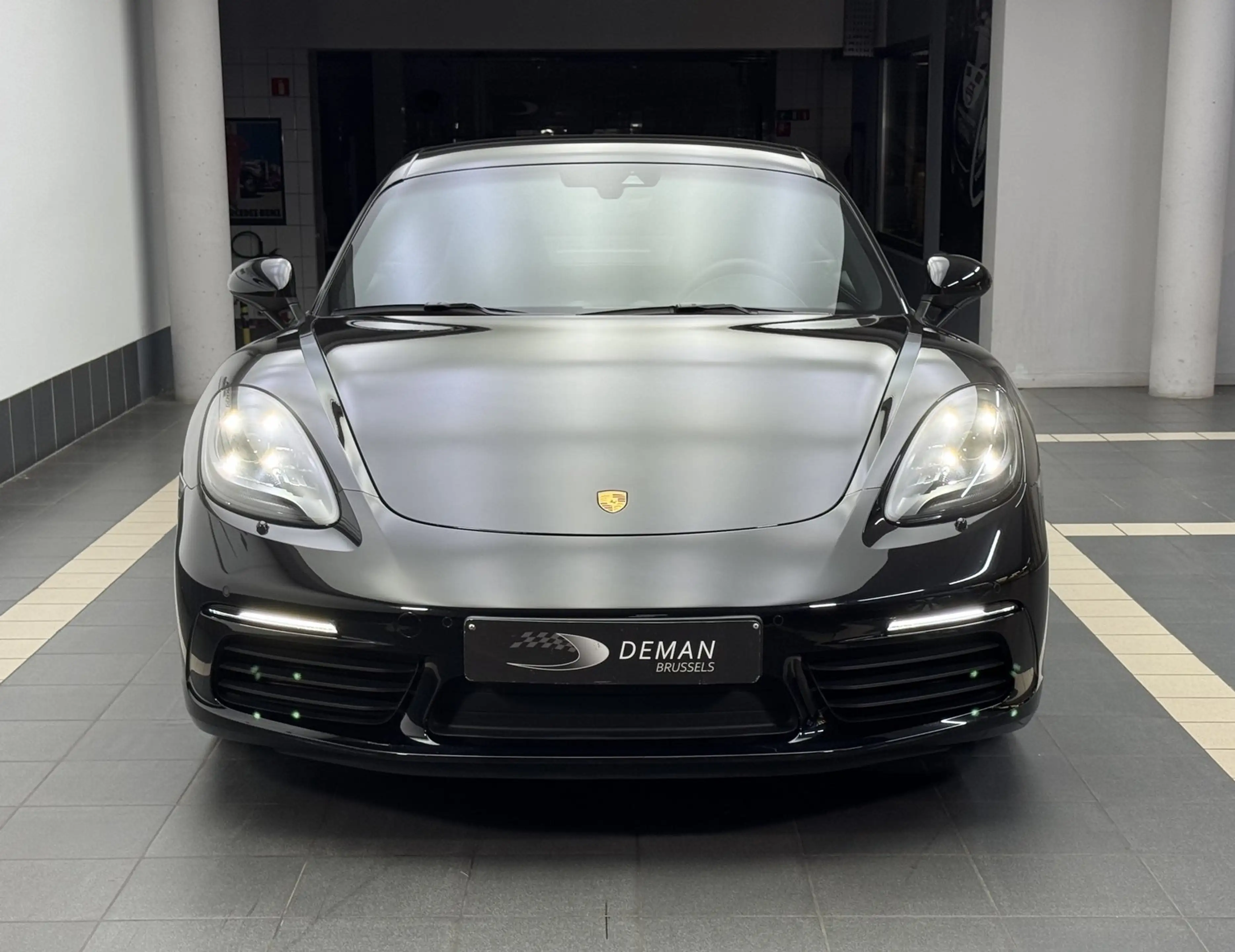 Porsche 718 718 Cayman * Pack Carbone * Boîte manuelle — photo 4
