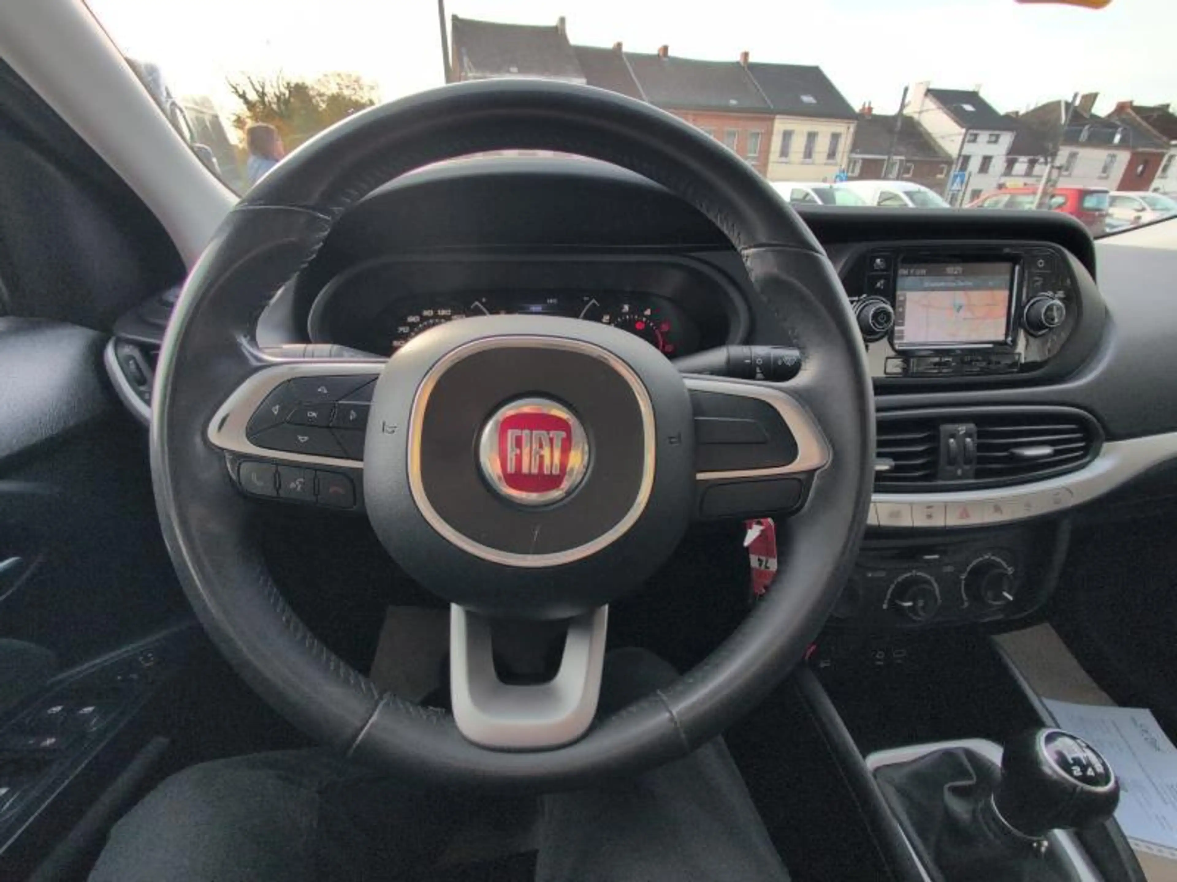 Fiat Tipo Berline 1.3d 95cv Bleu 07/16 Airco GPS Bluetooth — photo 9