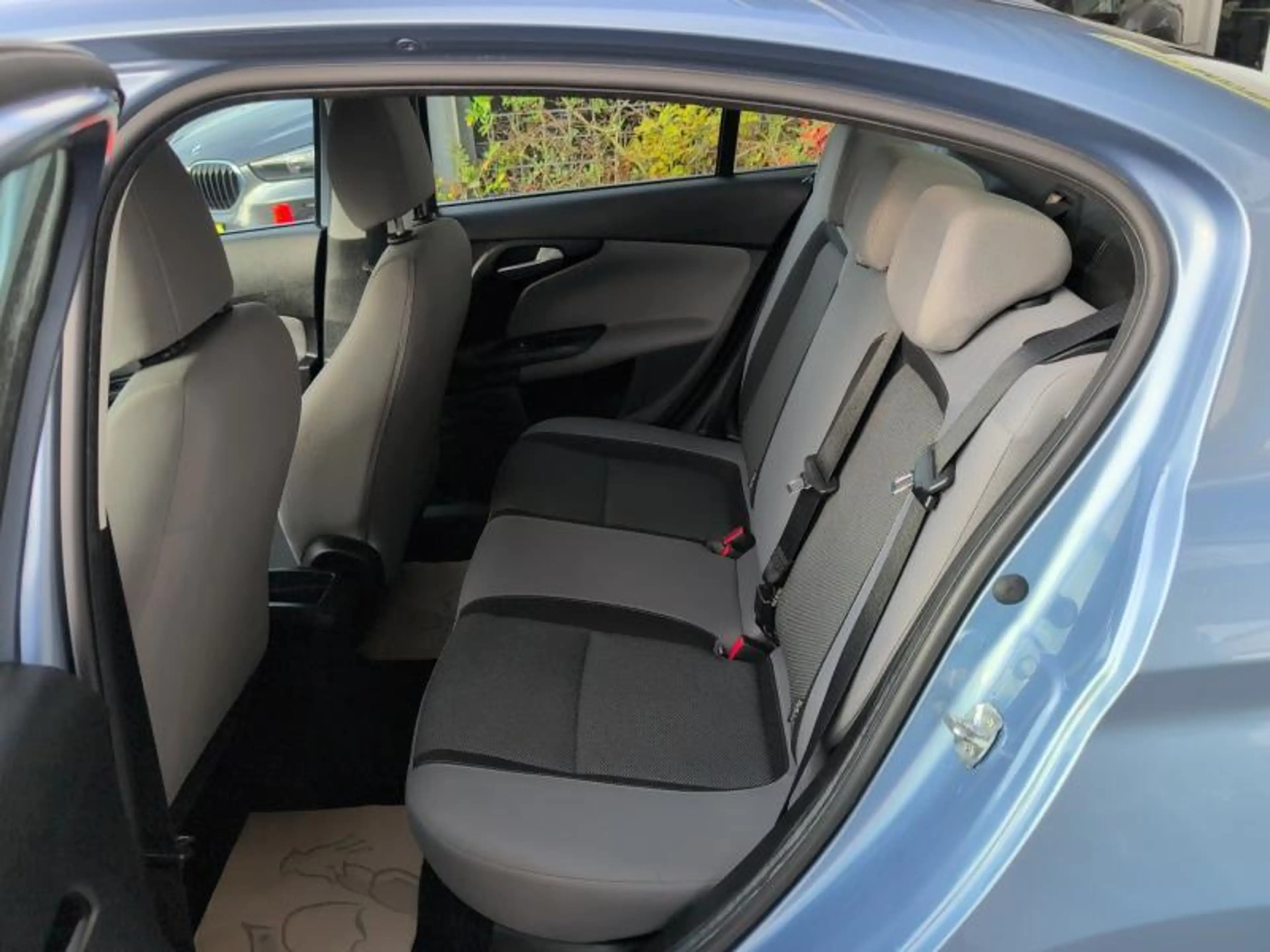 Fiat Tipo Berline 1.3d 95cv Bleu 07/16 Airco GPS Bluetooth — photo 8