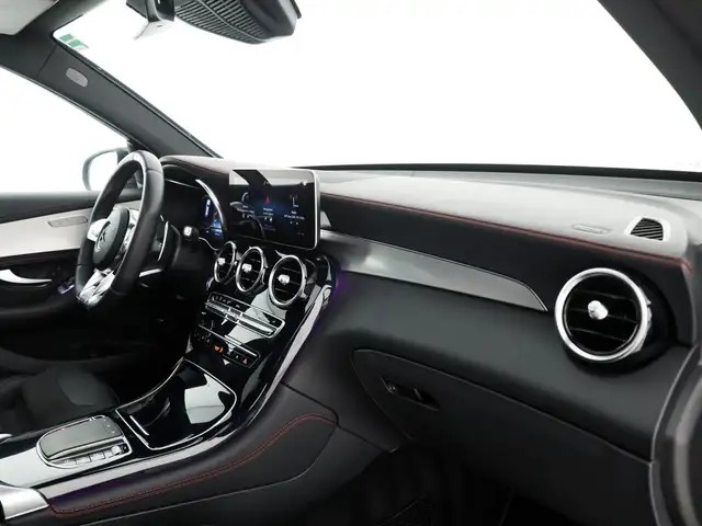 Mercedes-Benz GLC view 10