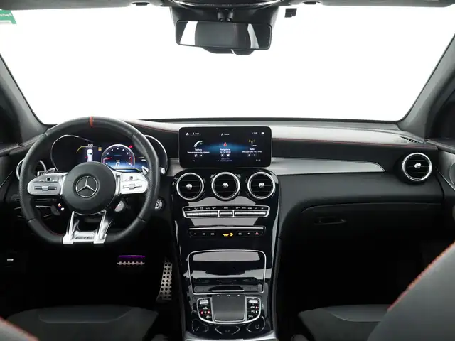 Mercedes-Benz GLC view 9