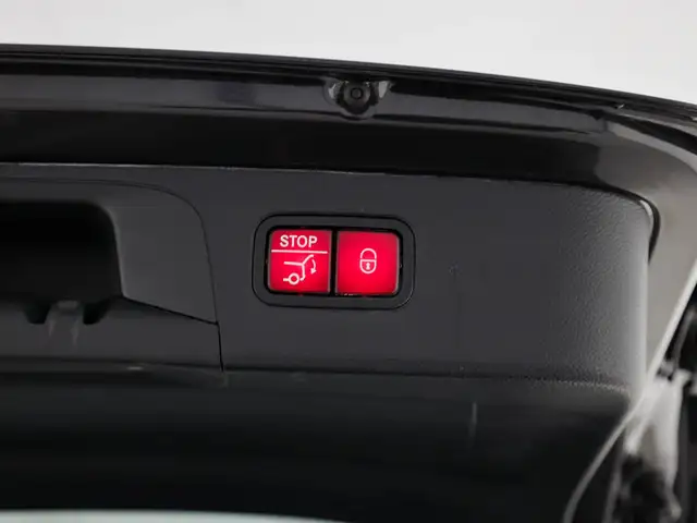Mercedes-Benz GLC view 22