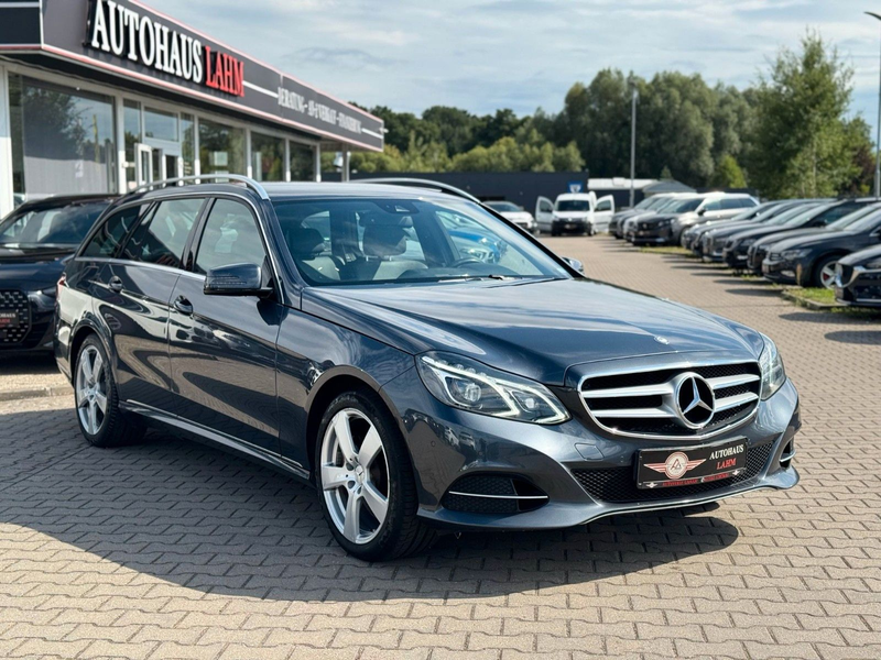 Mercedes-Benz E 400 E400 9G-TRONIC"AVANTGARDE"KAMERA*AHK*LED*AMBIENT — photo 3