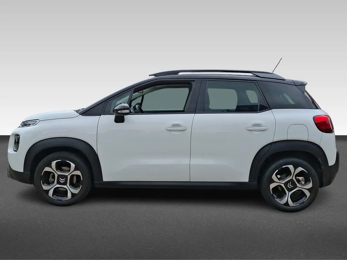 Citroen C3 Aircross 1.2 PureTech 130pk S&S Shine Wit - 2