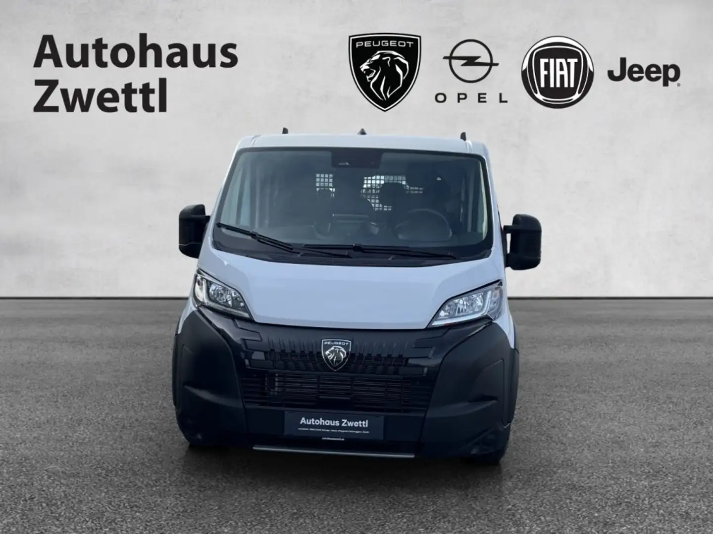 Peugeot Boxer Pritsche DK 35+ L4 140 6-Gang Weiß - 2