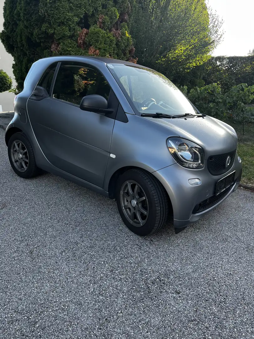 smart forTwo Grau - 2