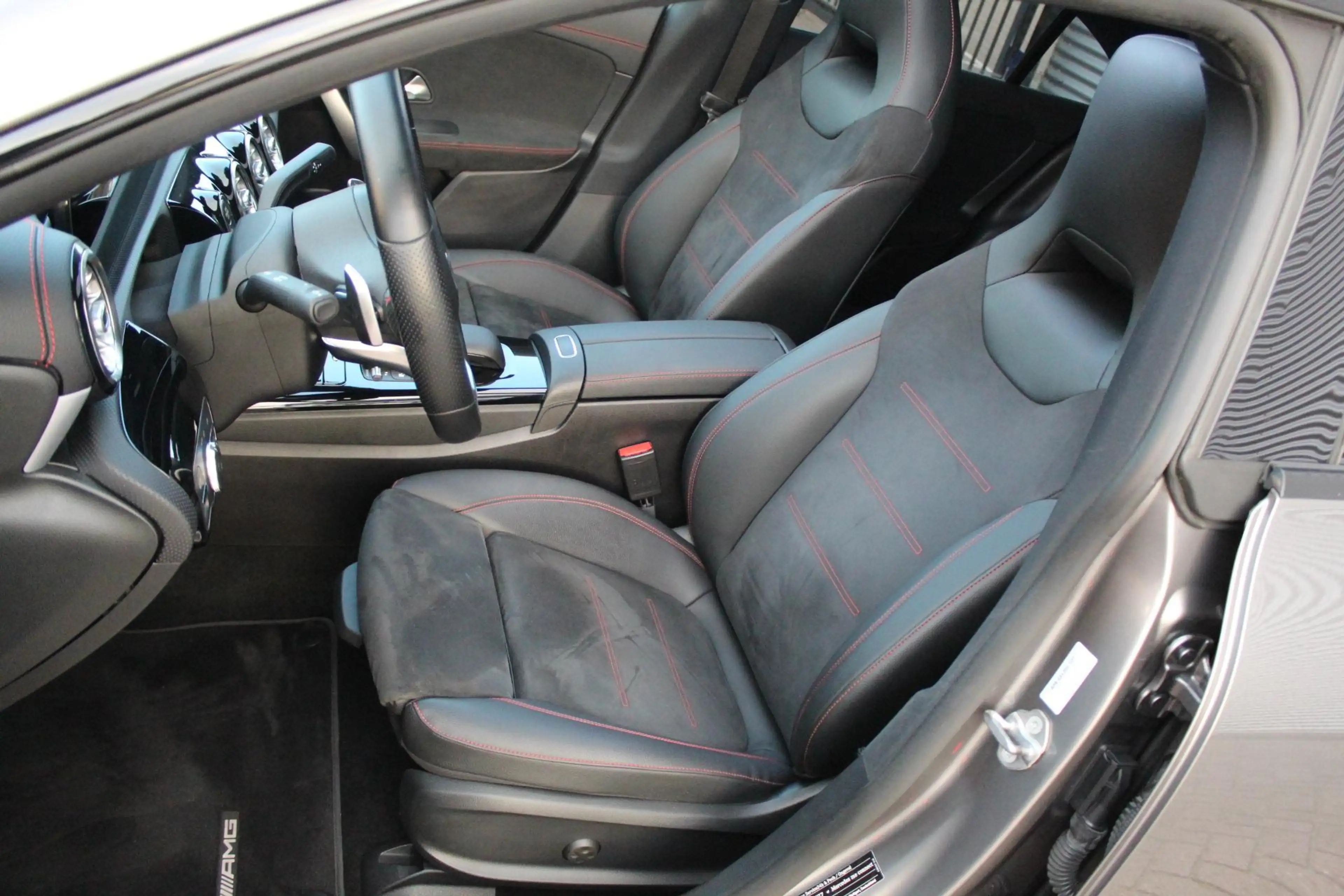 Mercedes-Benz CLA 200 AMG/Pano/Sfeer/Memory/19inch — photo 11
