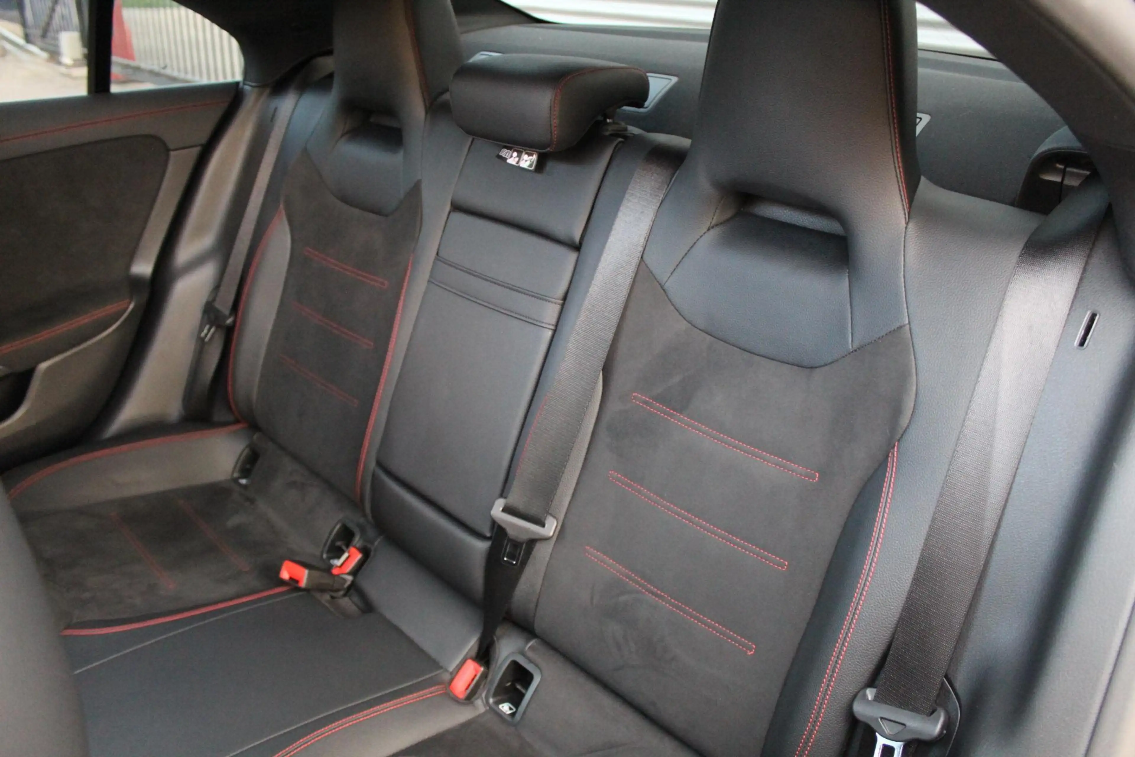 Mercedes-Benz CLA 200 AMG/Pano/Sfeer/Memory/19inch — photo 13