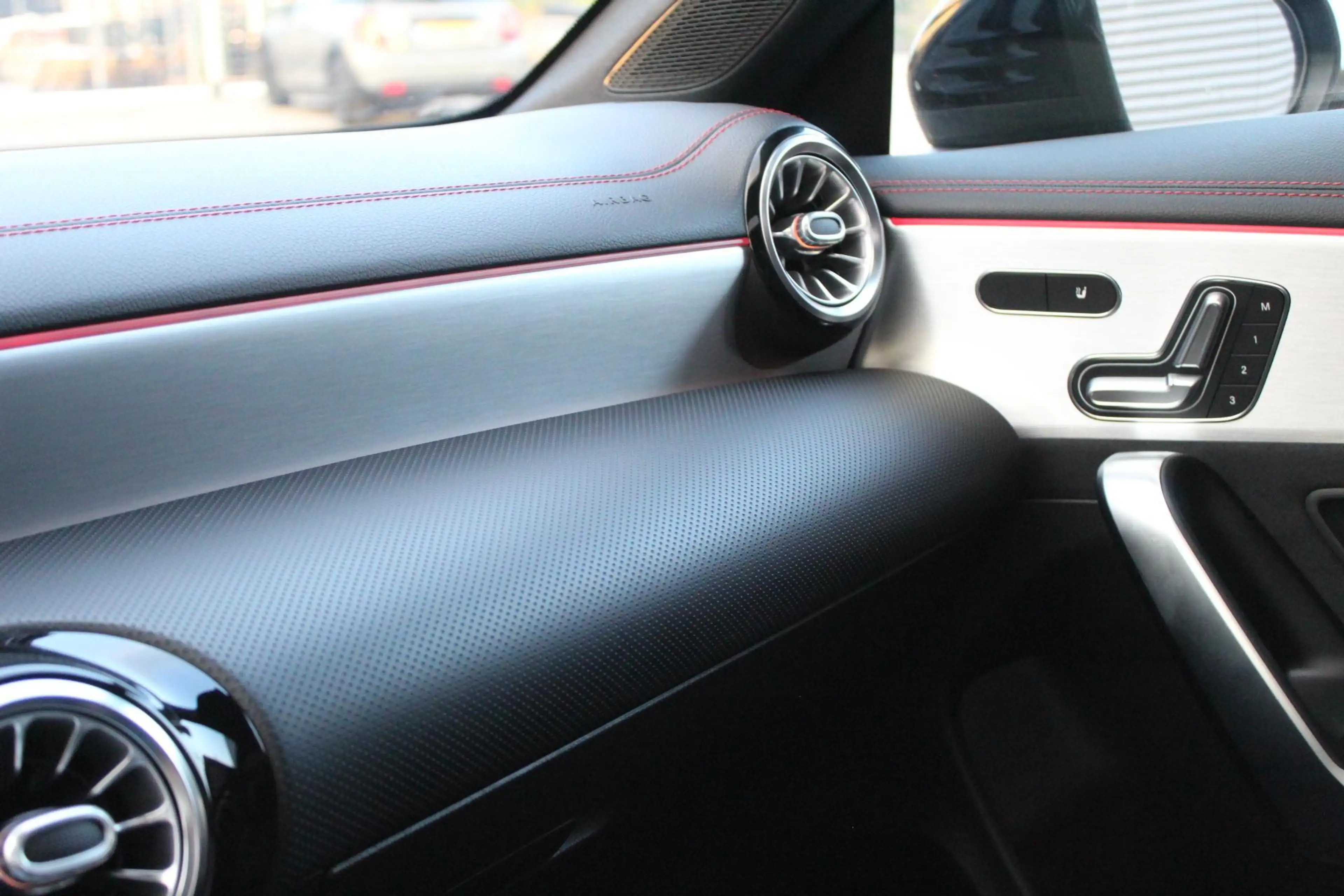 Mercedes-Benz CLA 200 AMG/Pano/Sfeer/Memory/19inch — photo 14