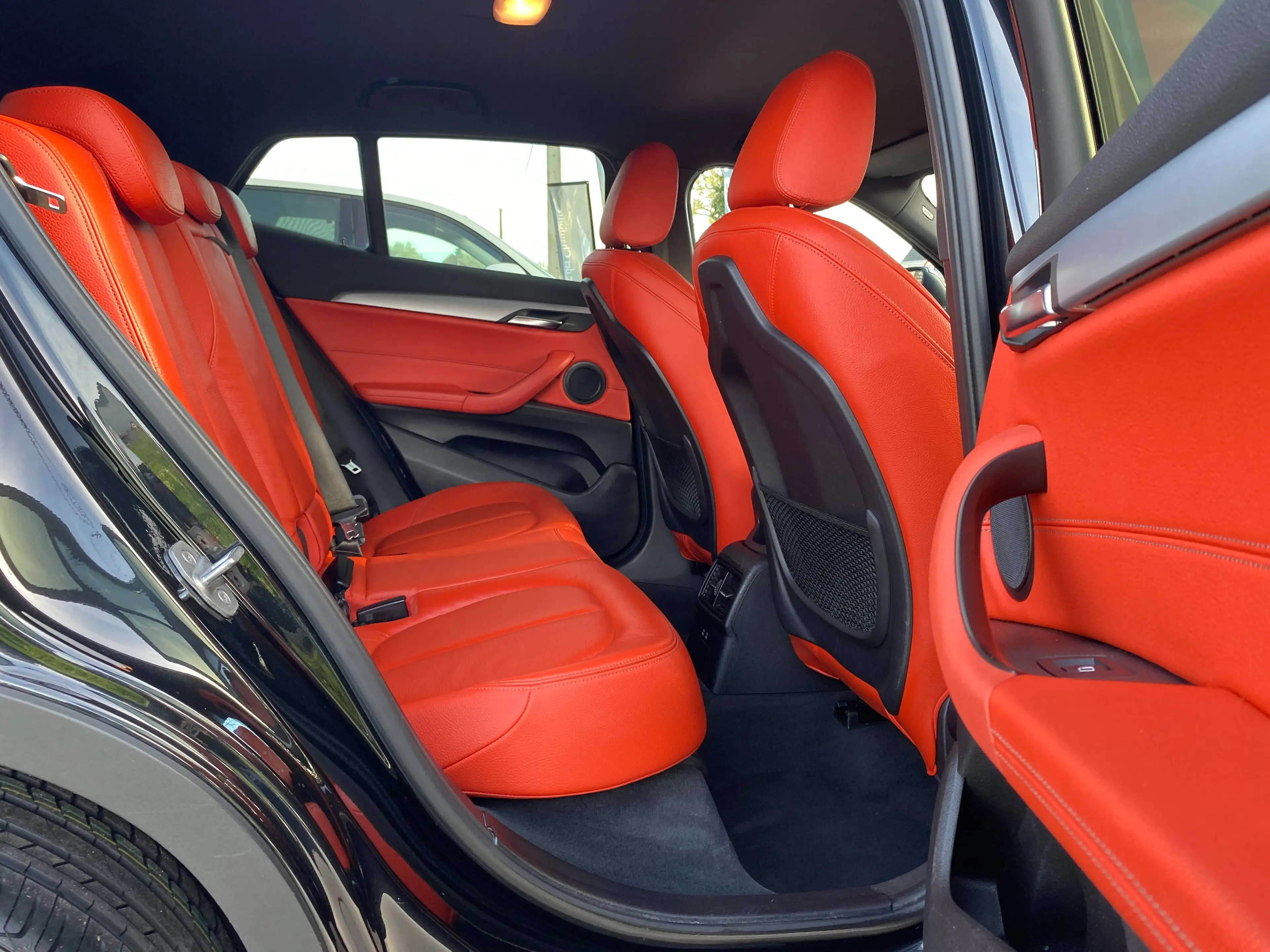 BMW X2 sDrive18d - ! CONFIG EXTRAORDINAIRE - Tva Récup. — photo 13