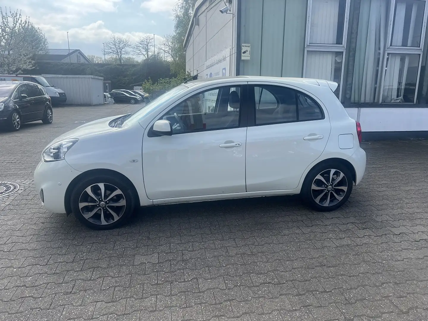 Nissan Micra Micra 1.2 DIG-S CVT Tekna, Insp. neu, HU neu - 2