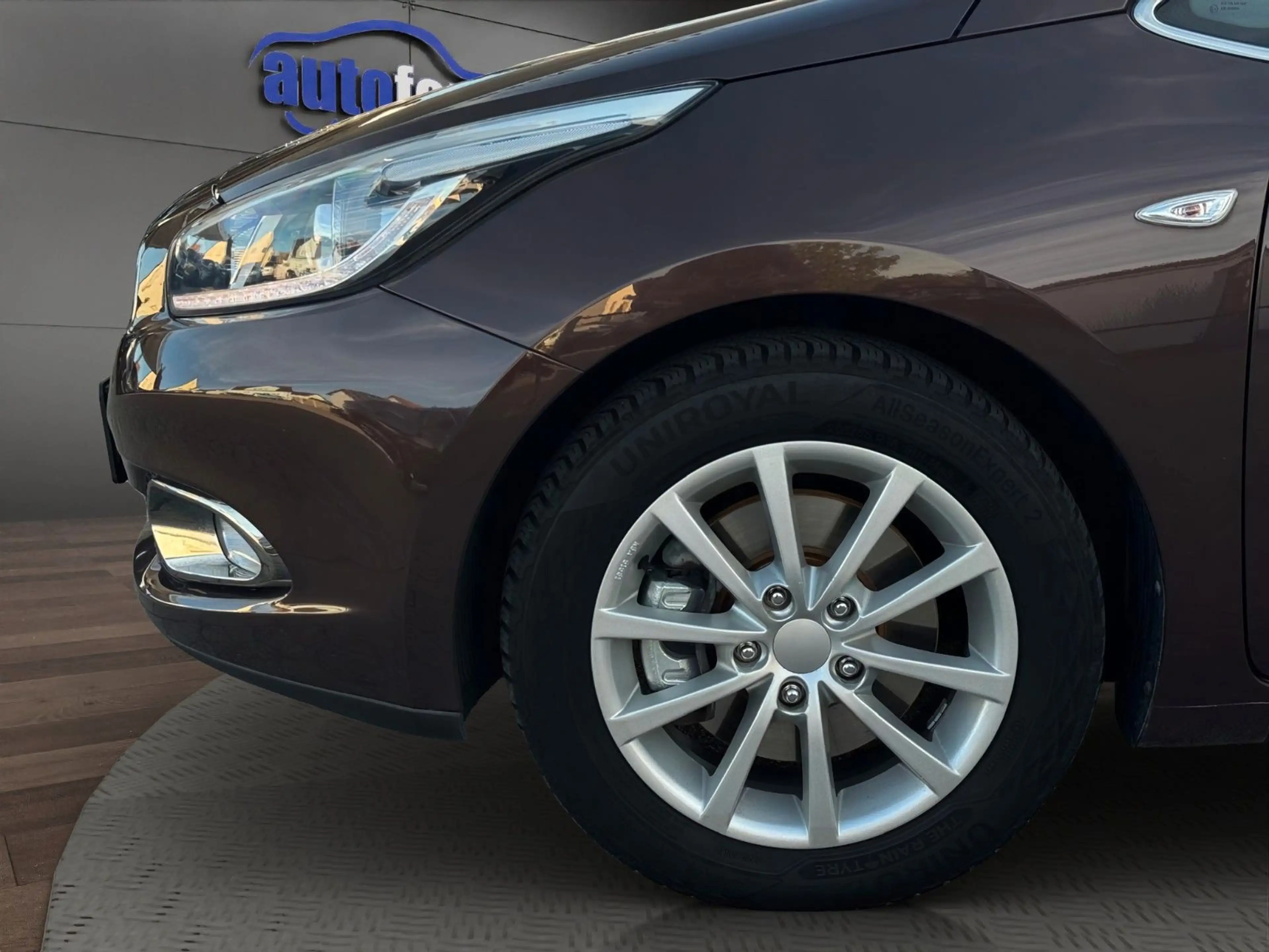 Kia Ceed SW / cee'd SW Ceed SW FIFA World Cup Edition NAVI°CARPLAY°SHZ — photo 10