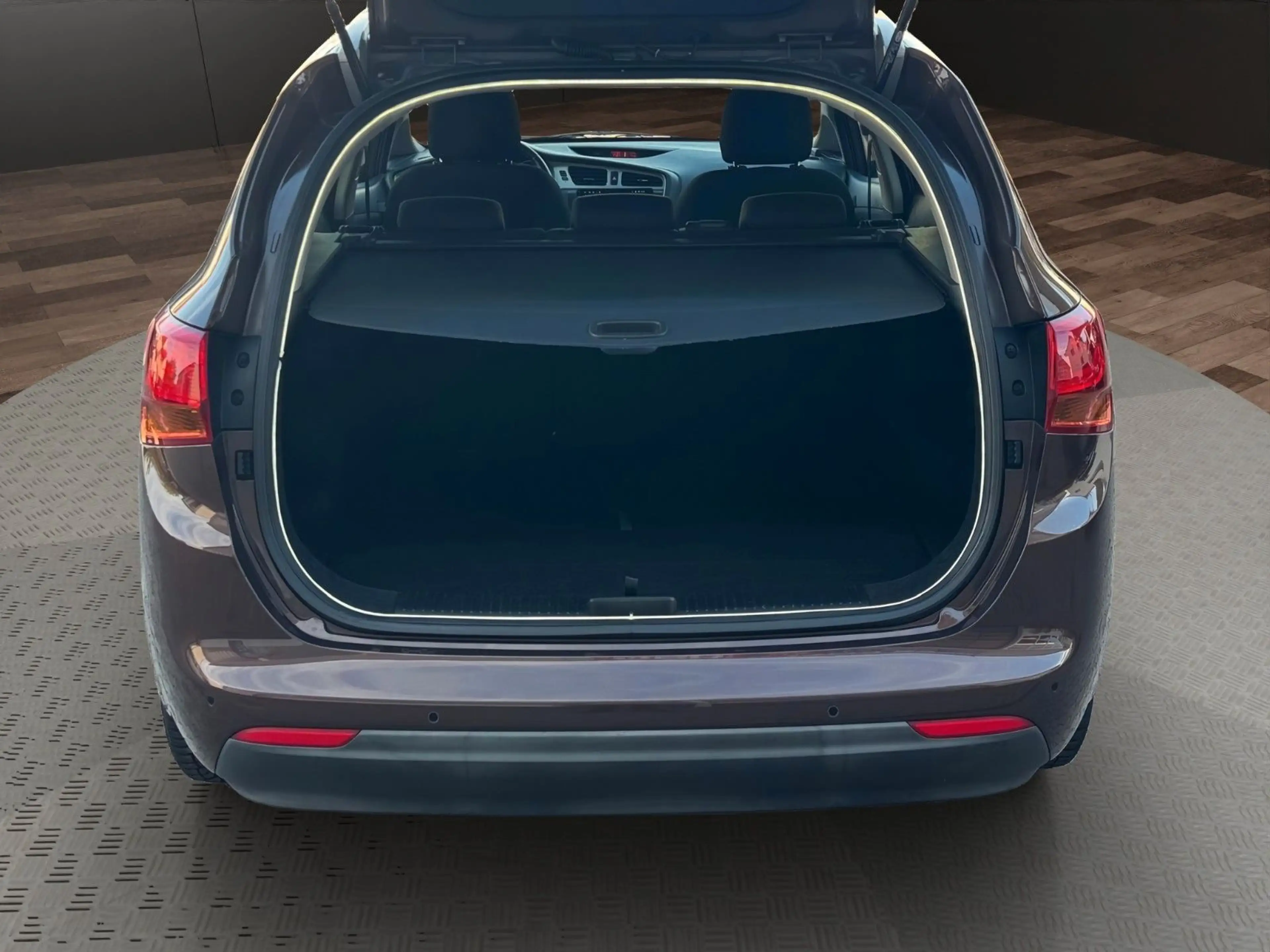 Kia Ceed SW / cee'd SW Ceed SW FIFA World Cup Edition NAVI°CARPLAY°SHZ — photo 6