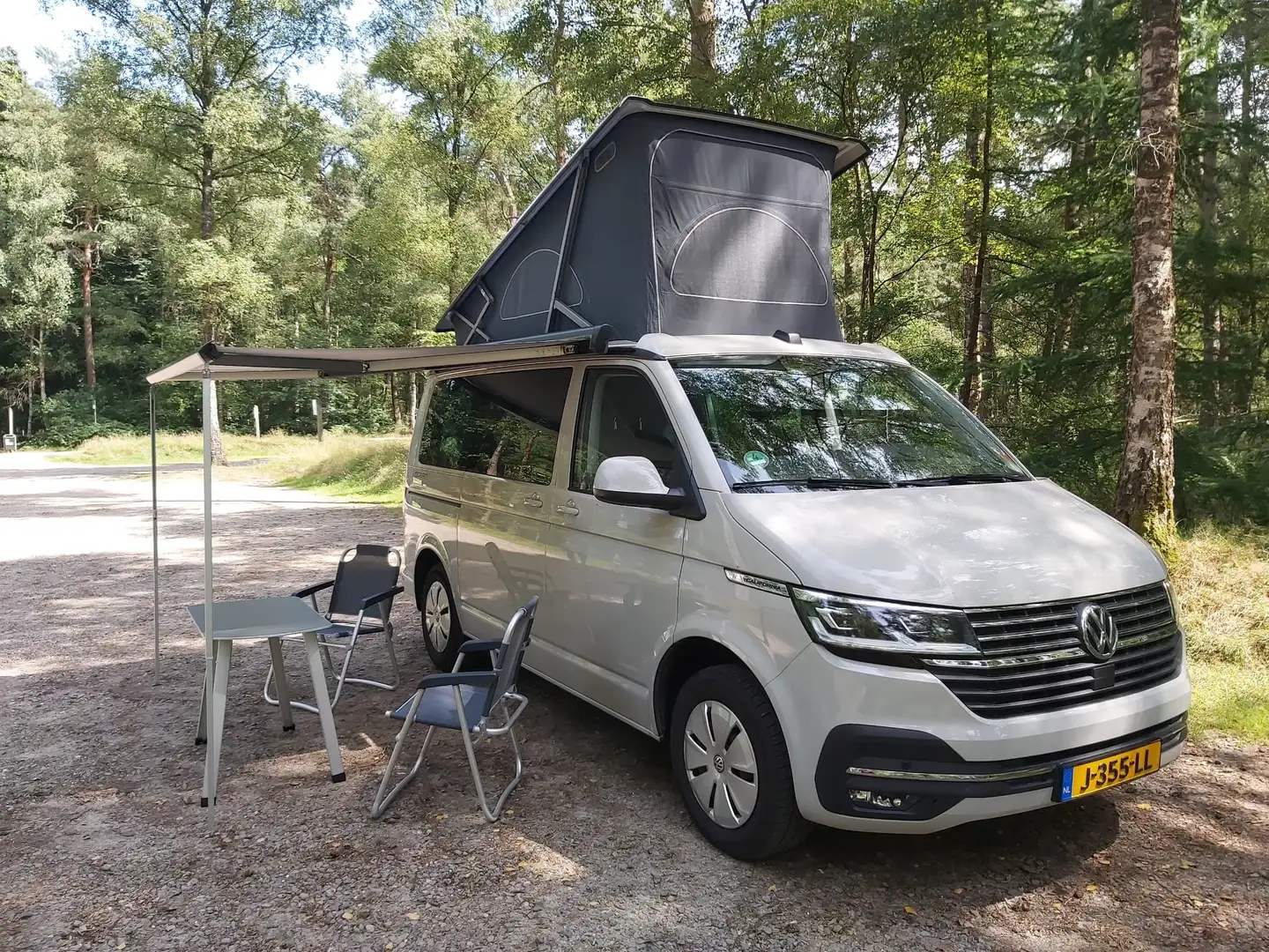Volkswagen T6.1 California T6.1 California Ocean 2.0 TYDI 110 kW / 150 pk DSG Grijs - 1