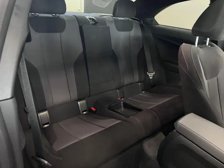 BMW Serie 2 2026, foto 14