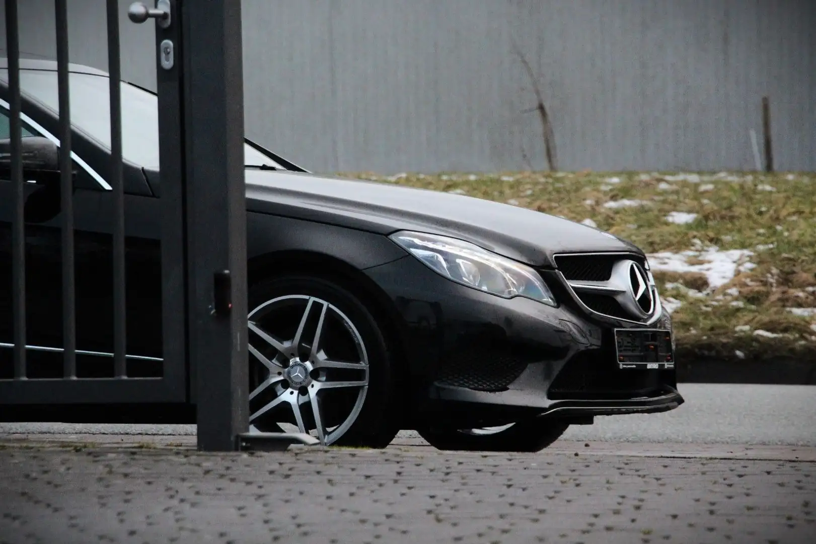 Mercedes-Benz E 350 E350 Cabrio Aircap/Airscarf/AMG/ILS/Leder/Kamera Nero - 1