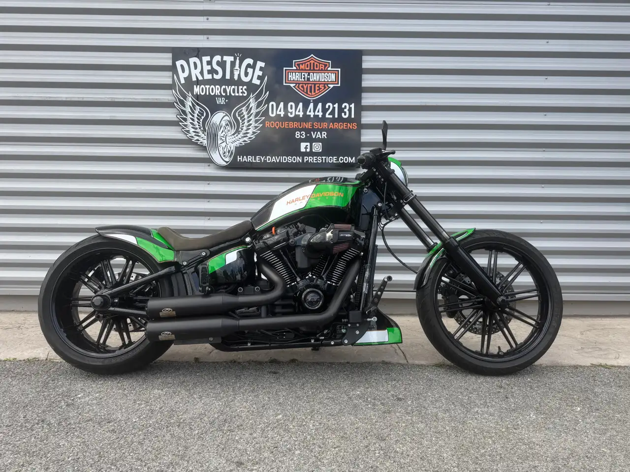 Harley-Davidson Breakout