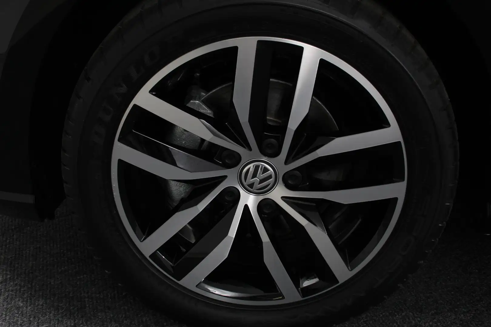 Volkswagen e-Golf Navigatie Climate Control Cruise Control Lichtmeta Zwart - 2