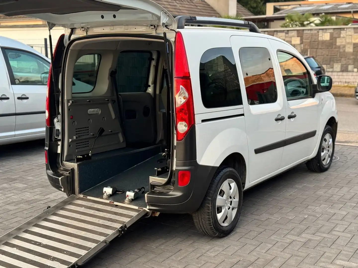 Renault Kangoo 'Behindertengerecht-Rampe'Klima'Kamera' Weiß - 1