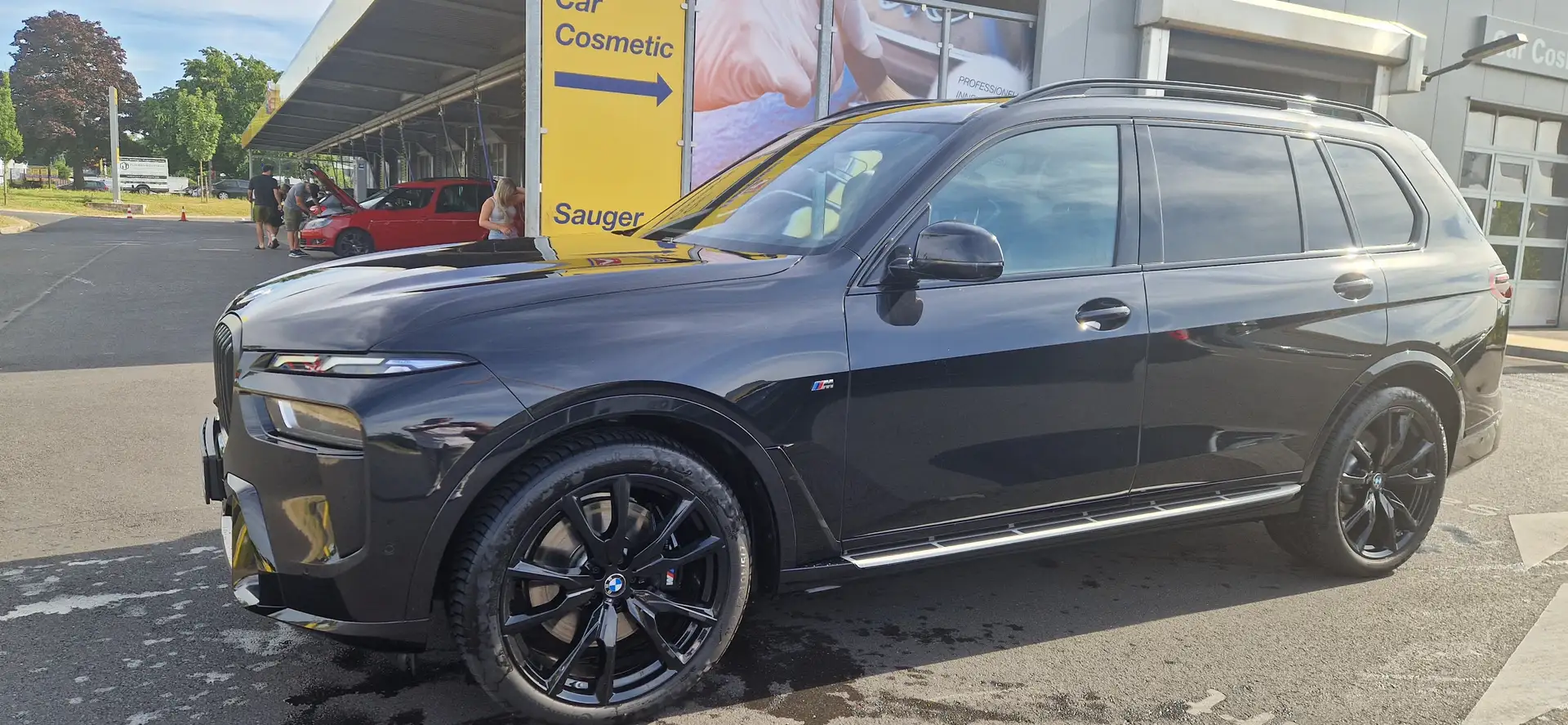 BMW X7 xDrive40d Zwart - 2