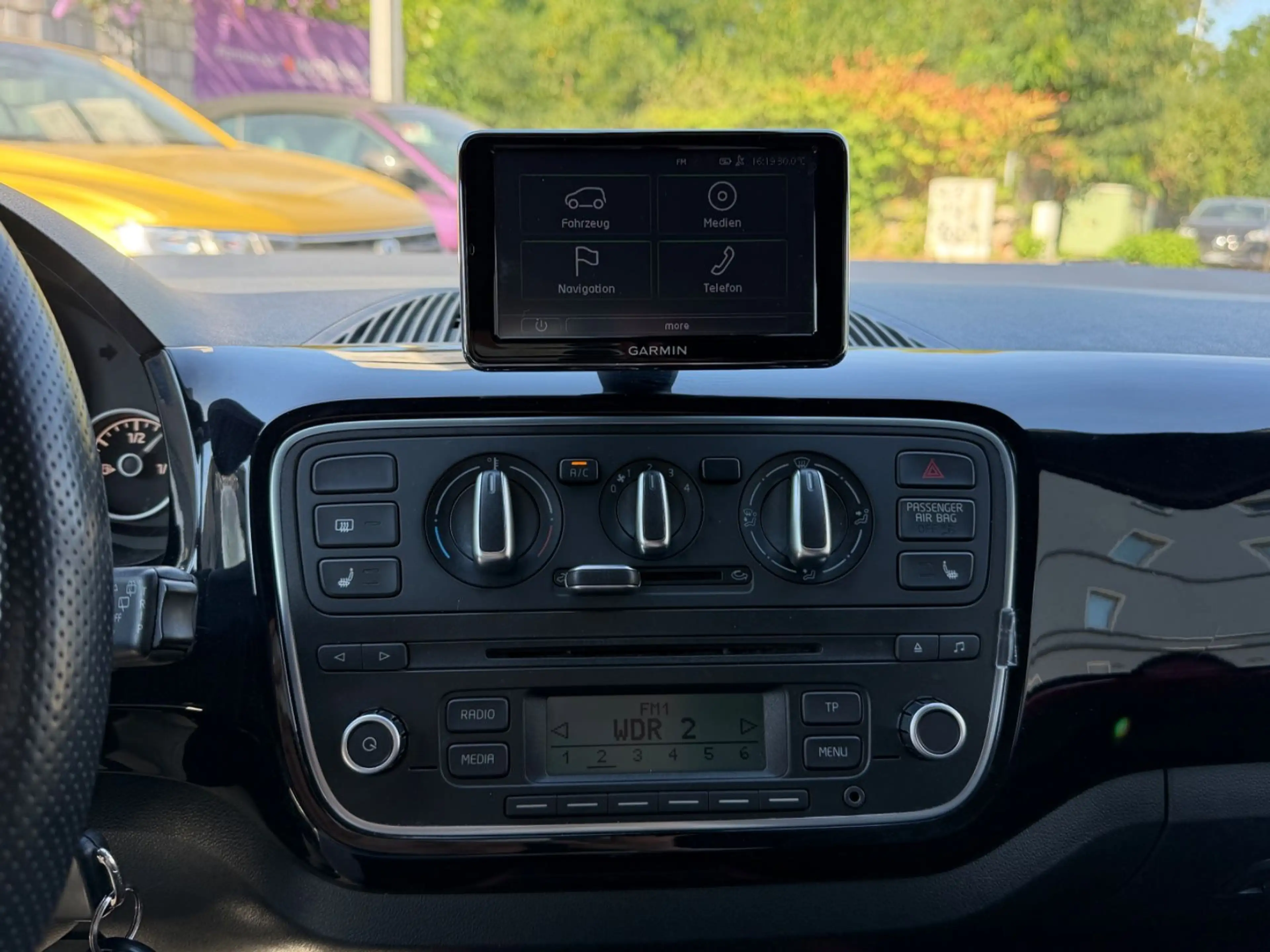 Skoda Citigo Monte Carlo Navi Garmin PDC SHZ — photo 10