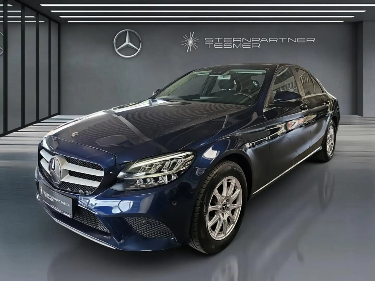 Mercedes-Benz C 180 LIMOUSINE +SHZ+KAMERA+COMAND+LED+TEMPOMAT Bleu - 1