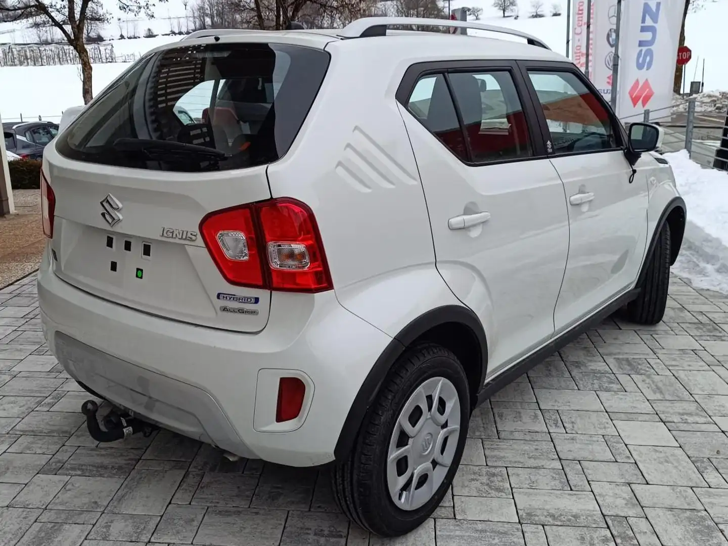 Suzuki Ignis 1.2 IBRIDA ALLGRIP 4X4 4WD GANCIO TRAINO Bianco - 2