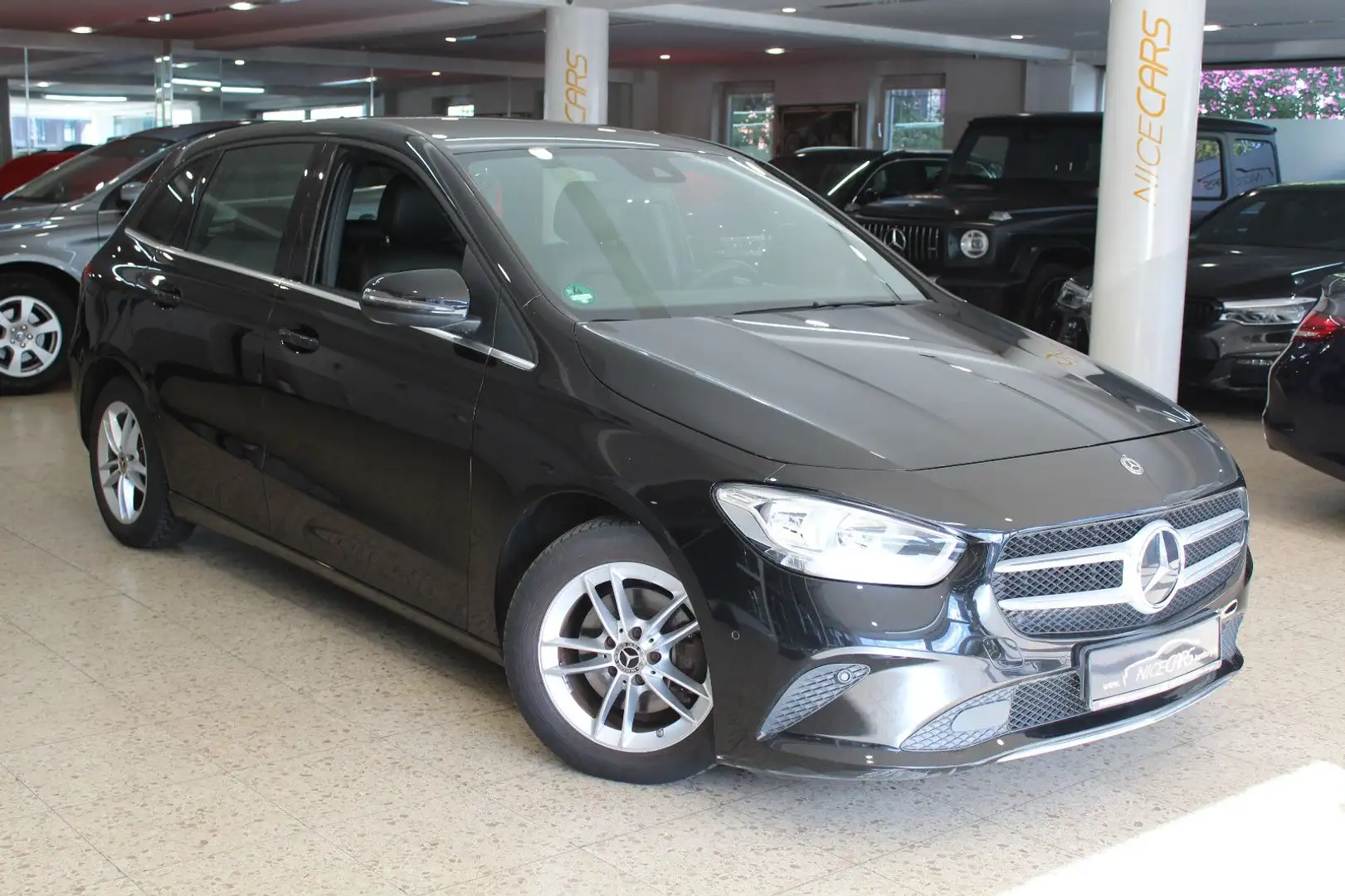 Mercedes-Benz B 180 B -Klasse B 180 d"Vollleder"PDC" Zwart - 1