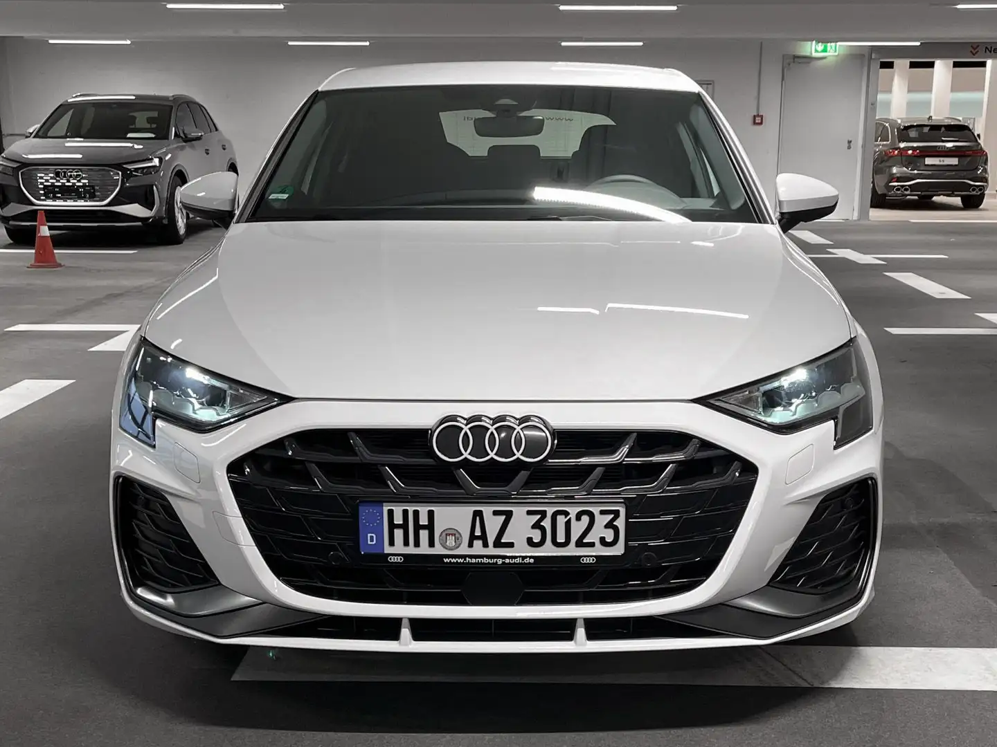 Audi A3 35 TDI S line S tronic ACC/KAMERA Wit - 2