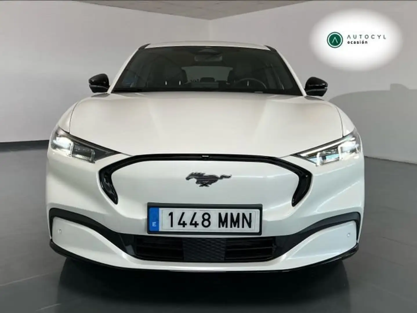 Ford Mustang Mach-E Premium RWD Rango Extendido 216kW Blanco - 2