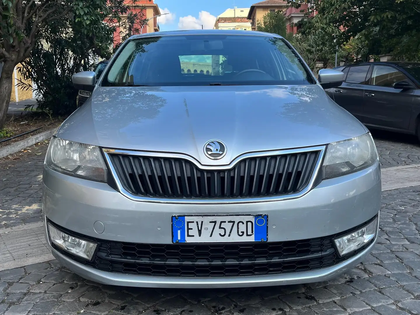 Skoda Rapid/Spaceback Rapid Spaceback 2013 1.6 tdi Ambition 90cv dsg Grigio - 1