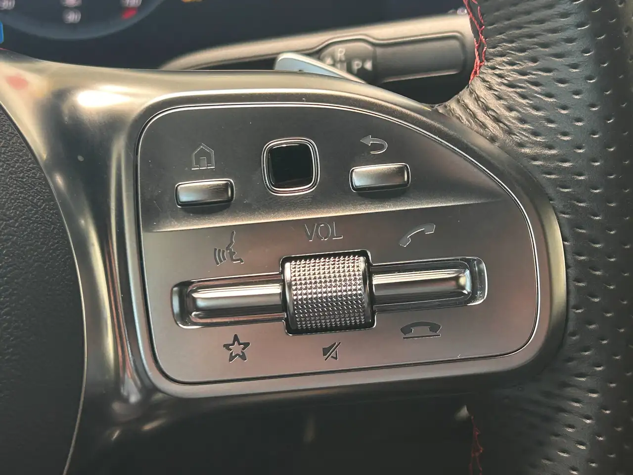 Mercedes-Benz CLA 180 AMG Line, миниатюра 24