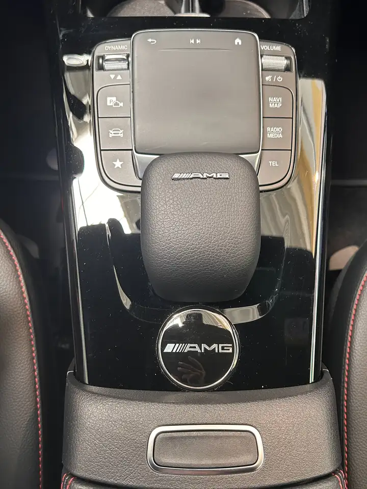 Mercedes-Benz CLA 180 AMG Line, миниатюра 22