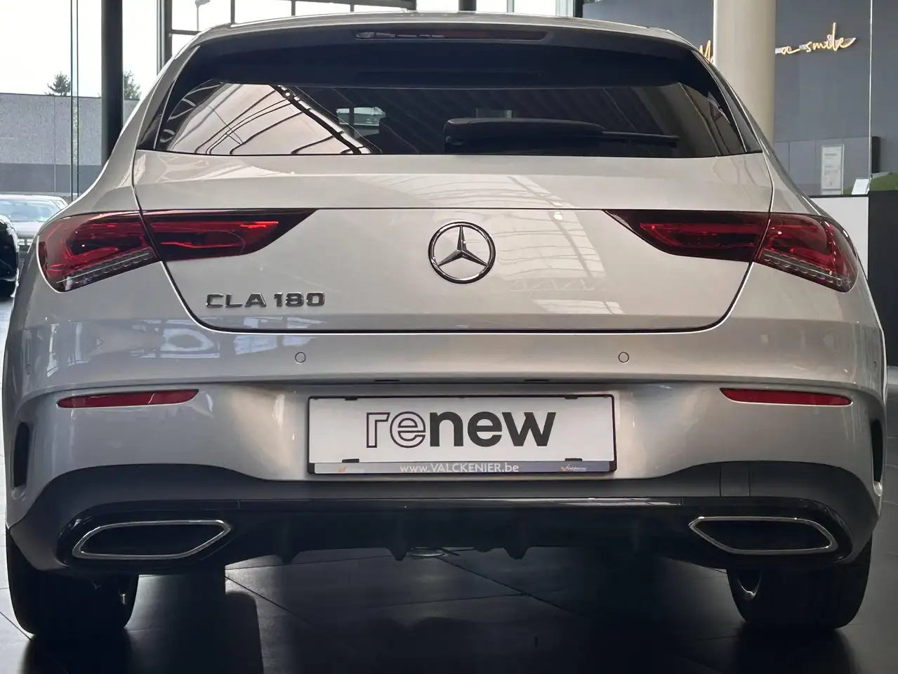 Mercedes-Benz CLA 180 AMG Line, миниатюра 3
