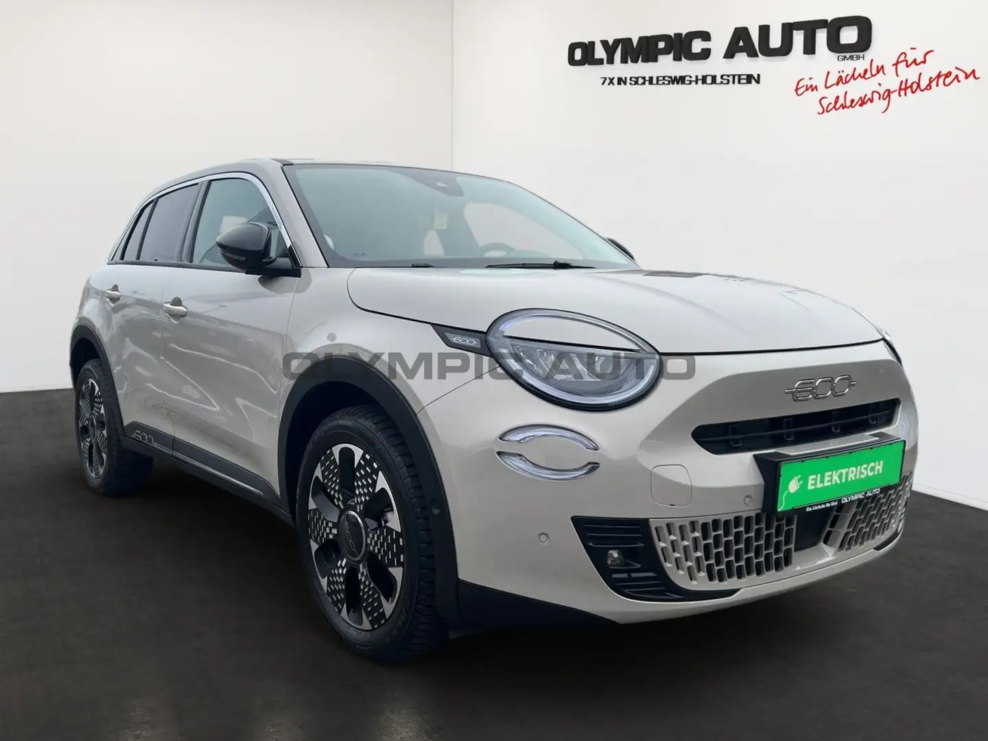 Fiat 600e La Prima (54 kWh) ALU 360°CAM NAVI SITZHZG Beige - 2