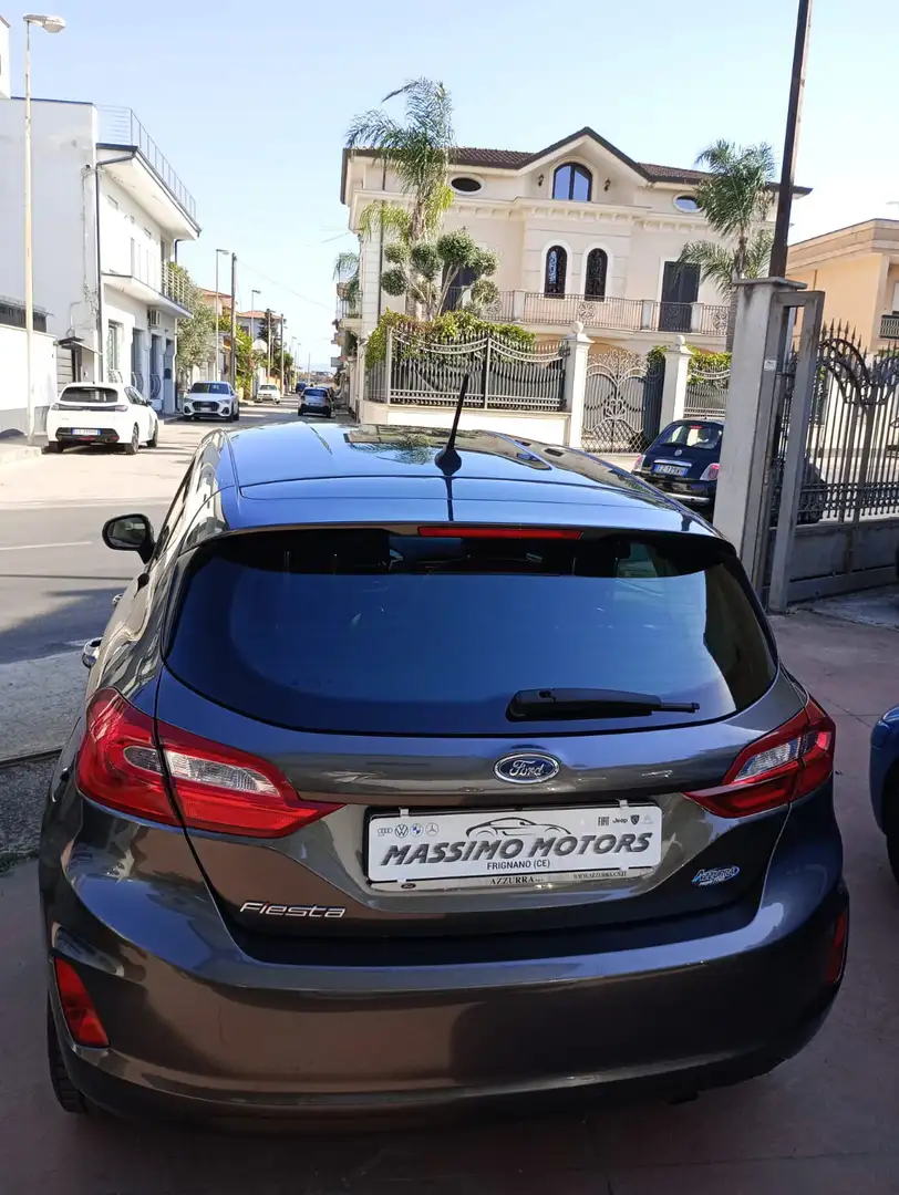 Ford Fiesta 5p 1.5 tdci Plus 85cv Grigio - 2