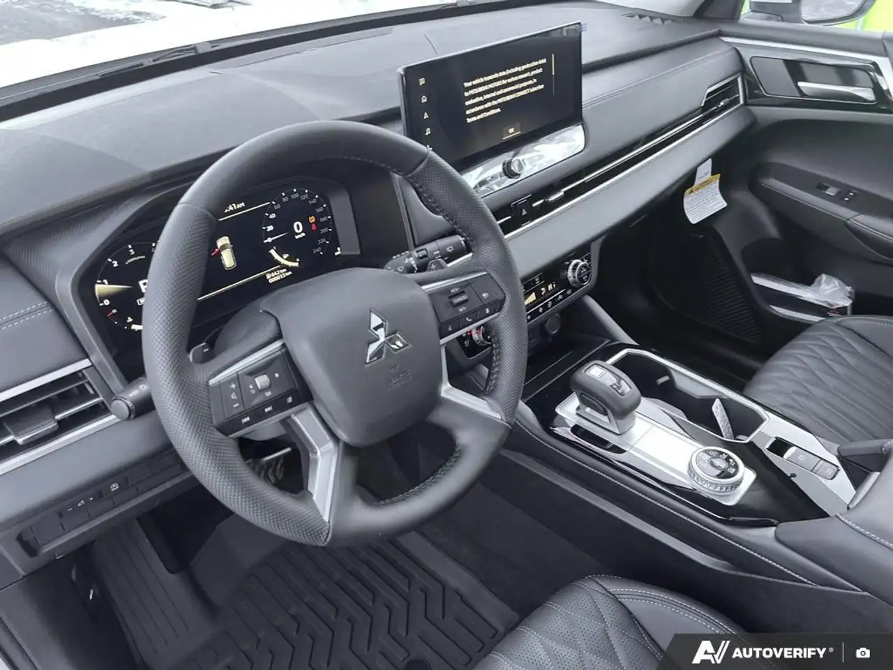 Mitsubishi Outlander снимка Mitsubishi Outlander
