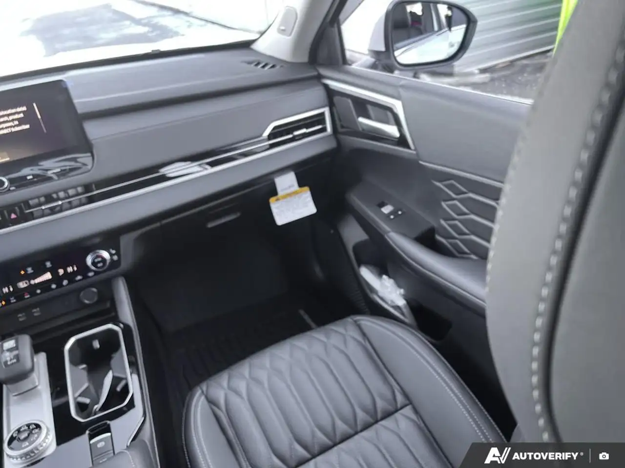 Mitsubishi Outlander снимка Mitsubishi Outlander