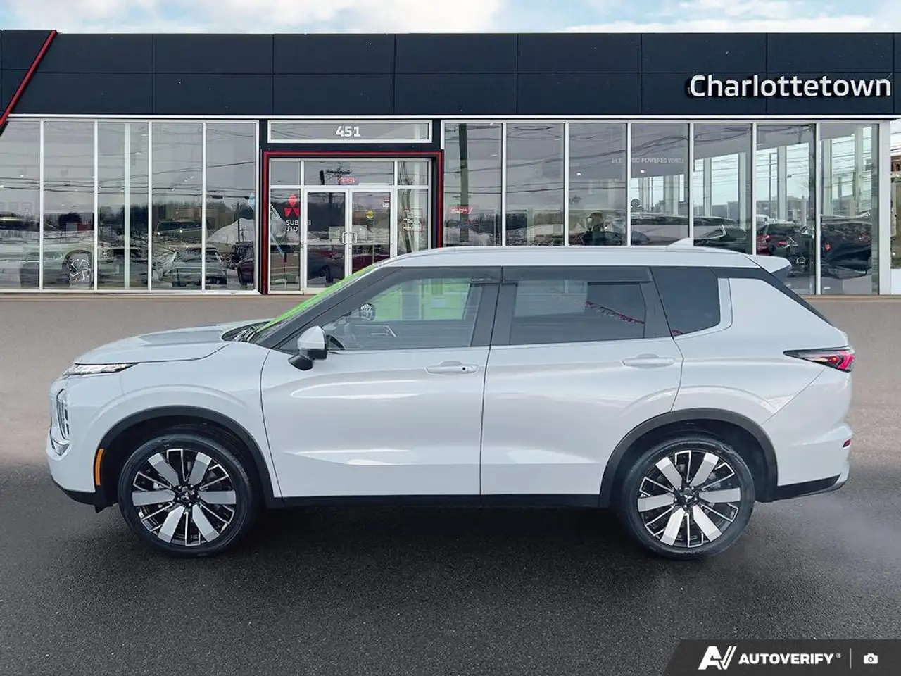 Mitsubishi Outlander снимка Mitsubishi Outlander