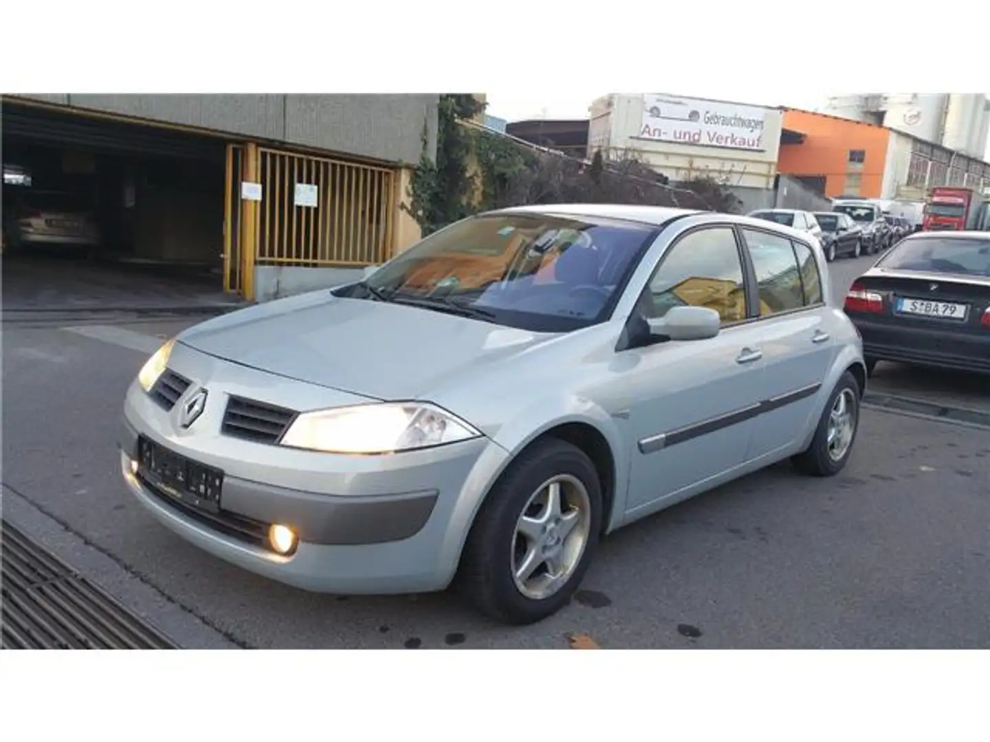 Renault Megane 1.9 dCi Confort Authentique Silber - 2